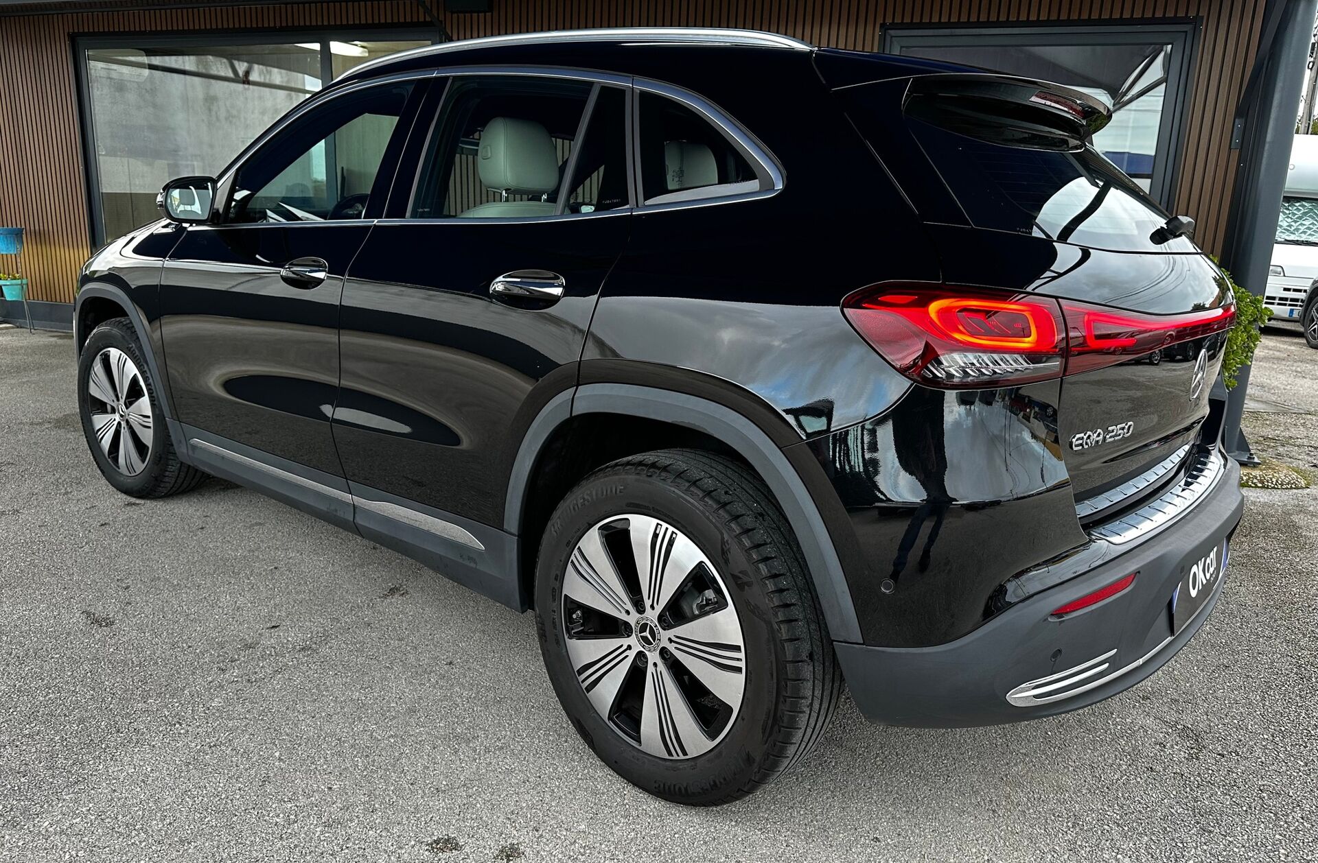 MERCEDES EQA 250 Progressive