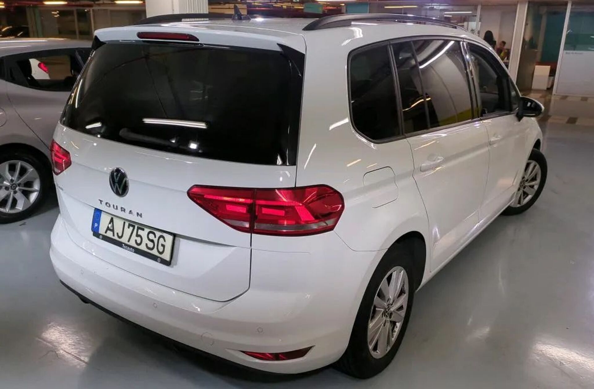 VOLKSWAGEN Touran 2.0 TDI Confortline