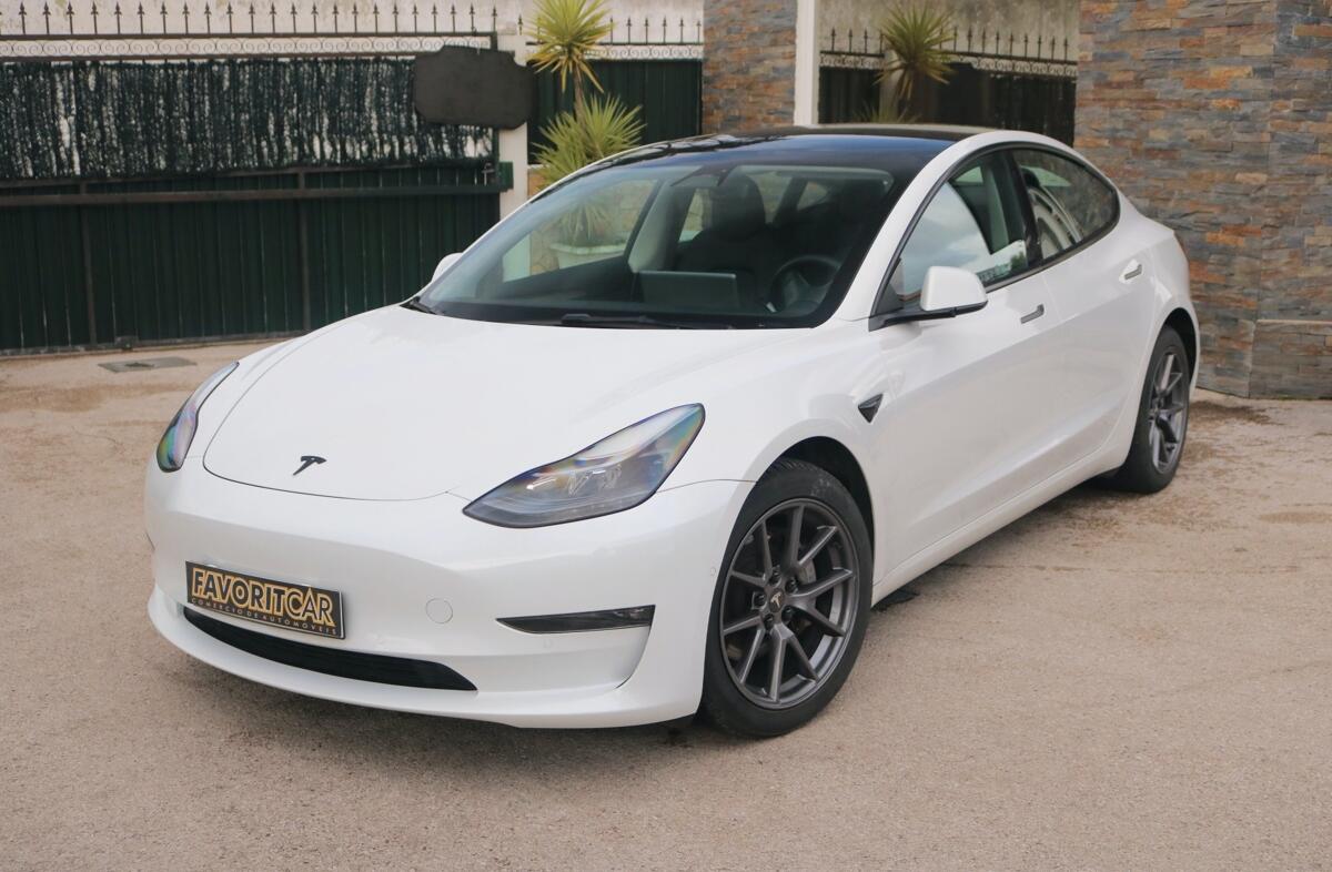 TESLA Model 3 Long Range Tração Integral