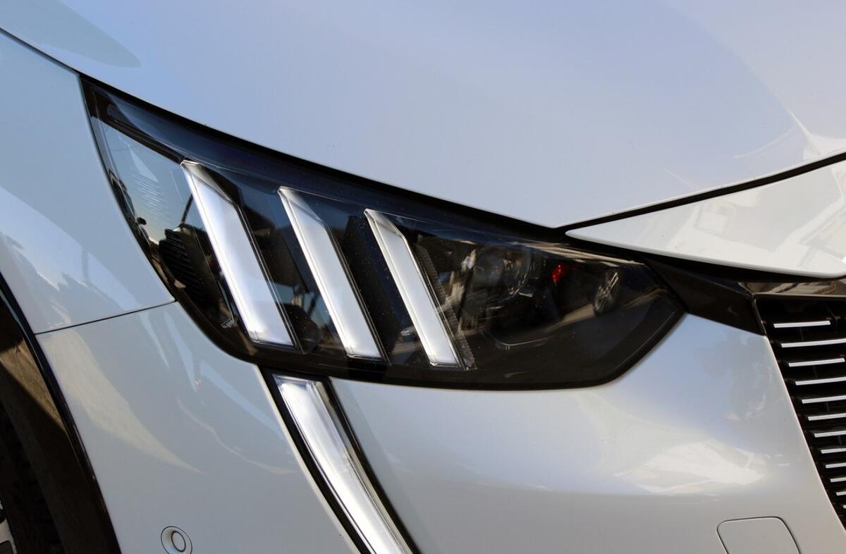 PEUGEOT 208 e- 50 kWh Active Pack