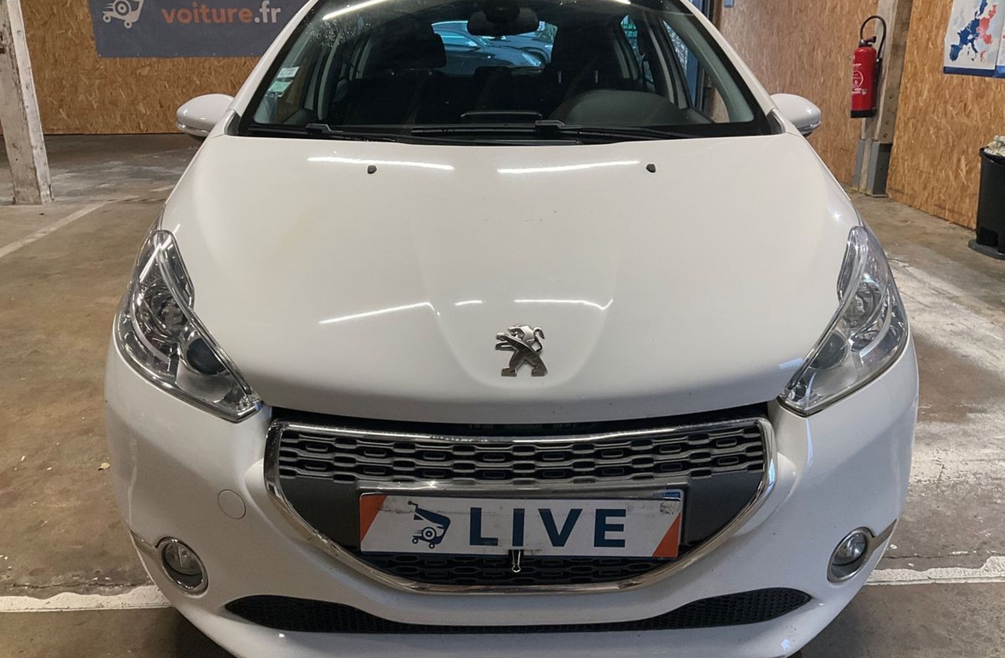 PEUGEOT 208 1.2 VTi Allure
