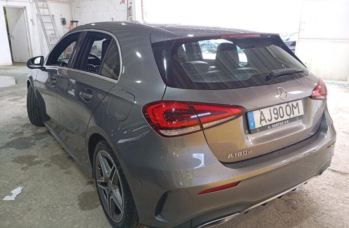 MERCEDES Classe A A 180 d AMG Line Aut.
