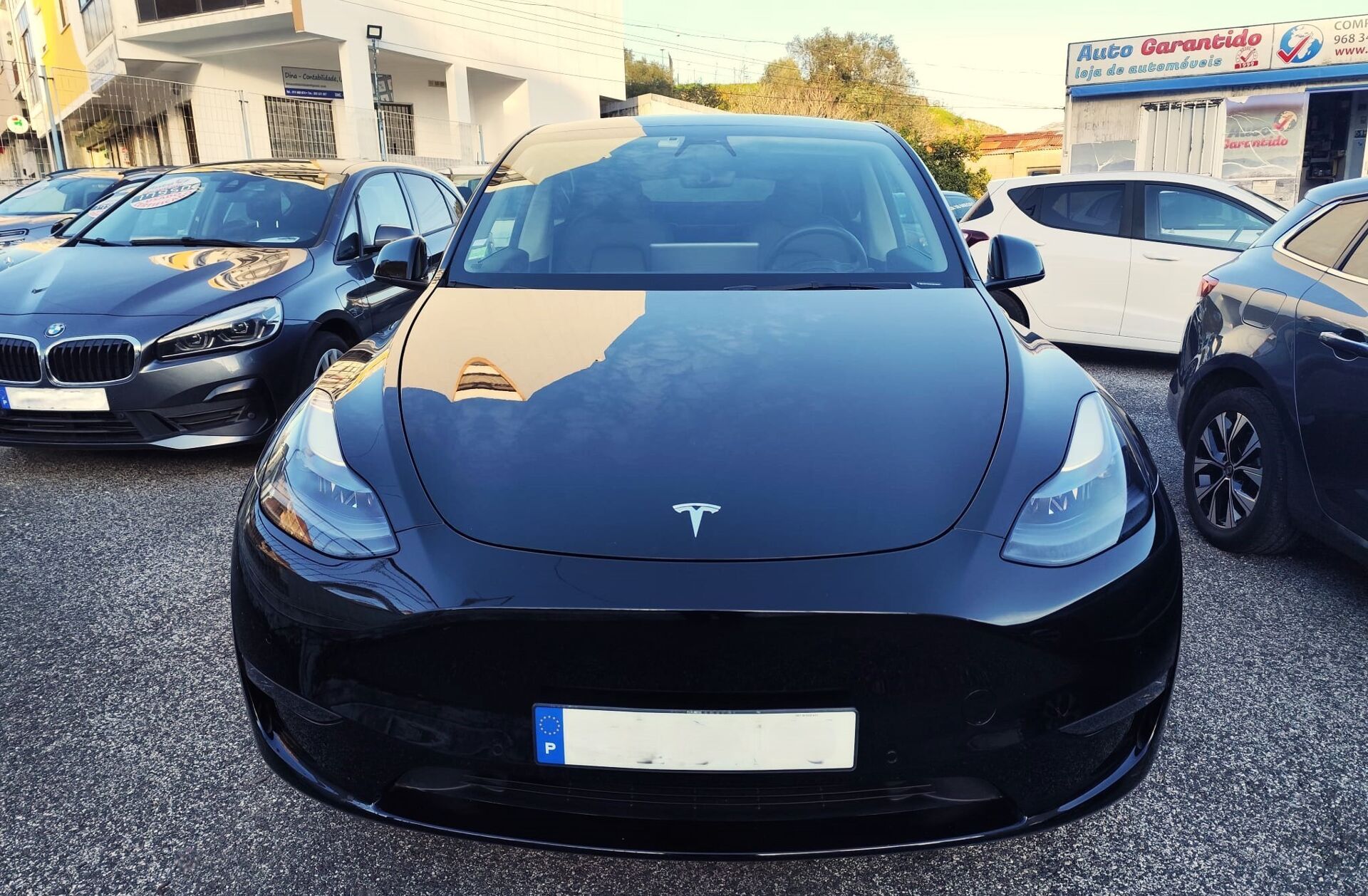 TESLA Model Y Long Range Tração Integral