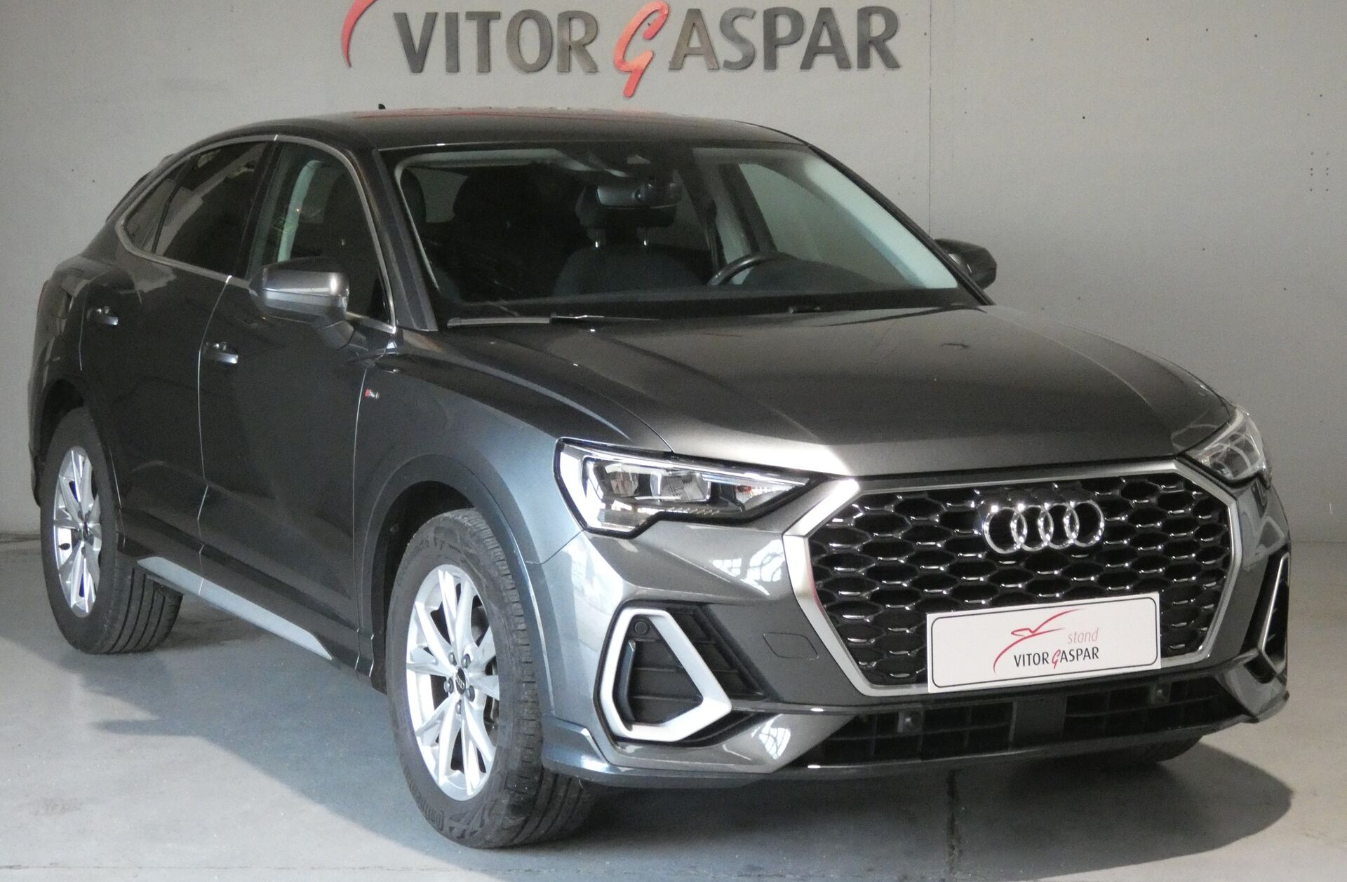 AUDI Q3 35 TDI S line S tronic