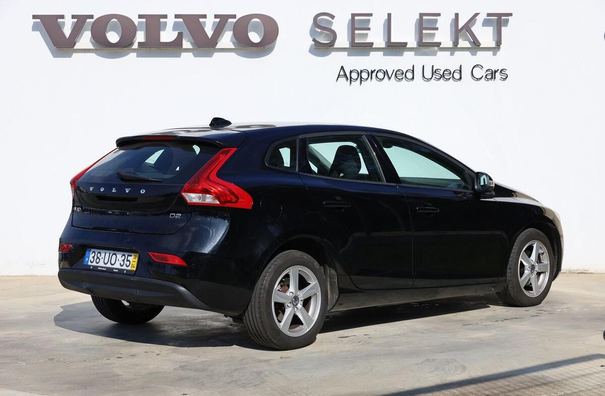 VOLVO V40 2.0 D2 Kinetic