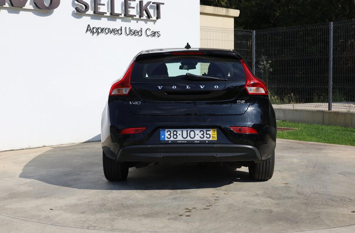 VOLVO V40 2.0 D2 Kinetic