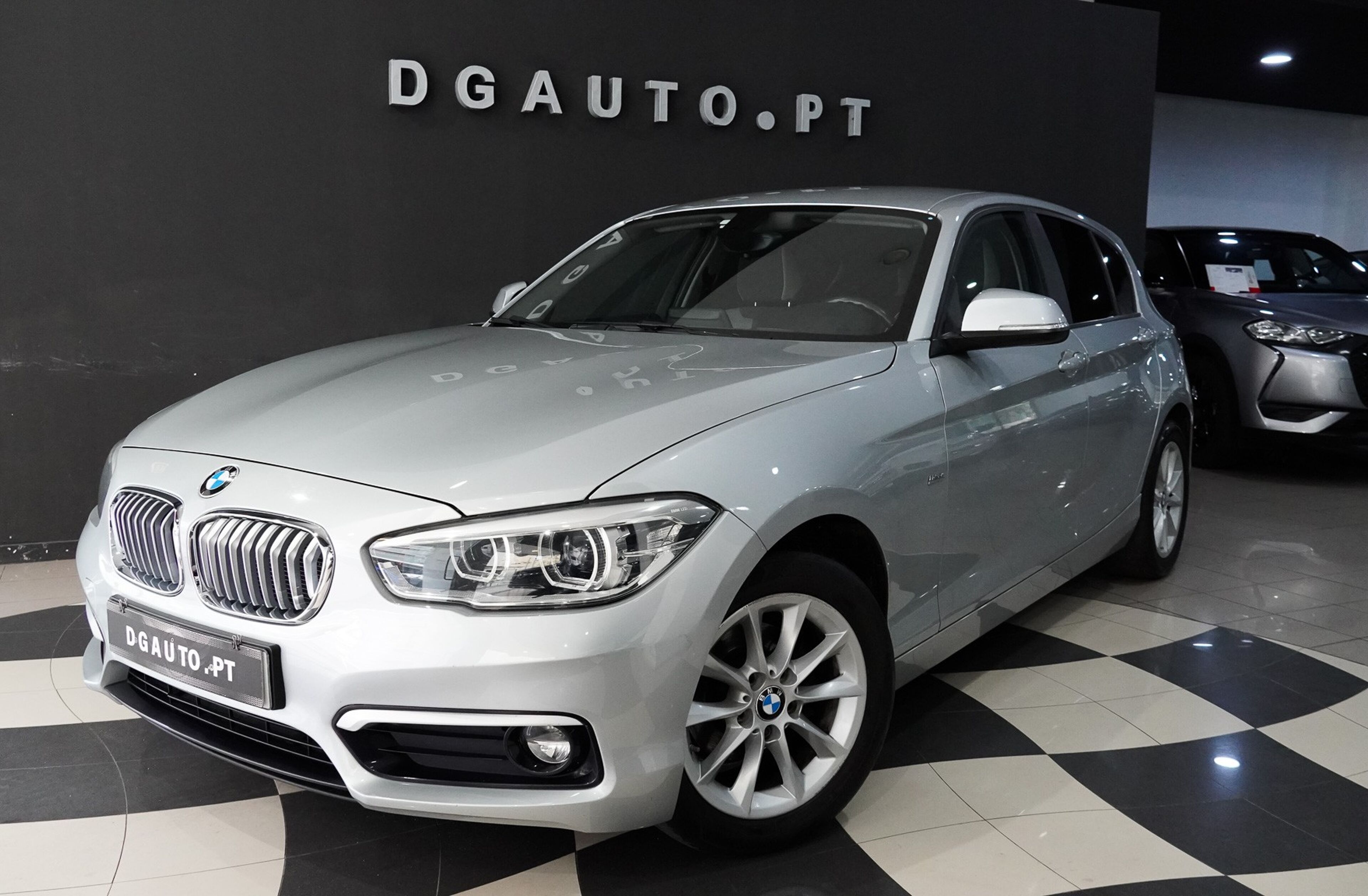 BMW Serie-1 116 d Line Urban Auto