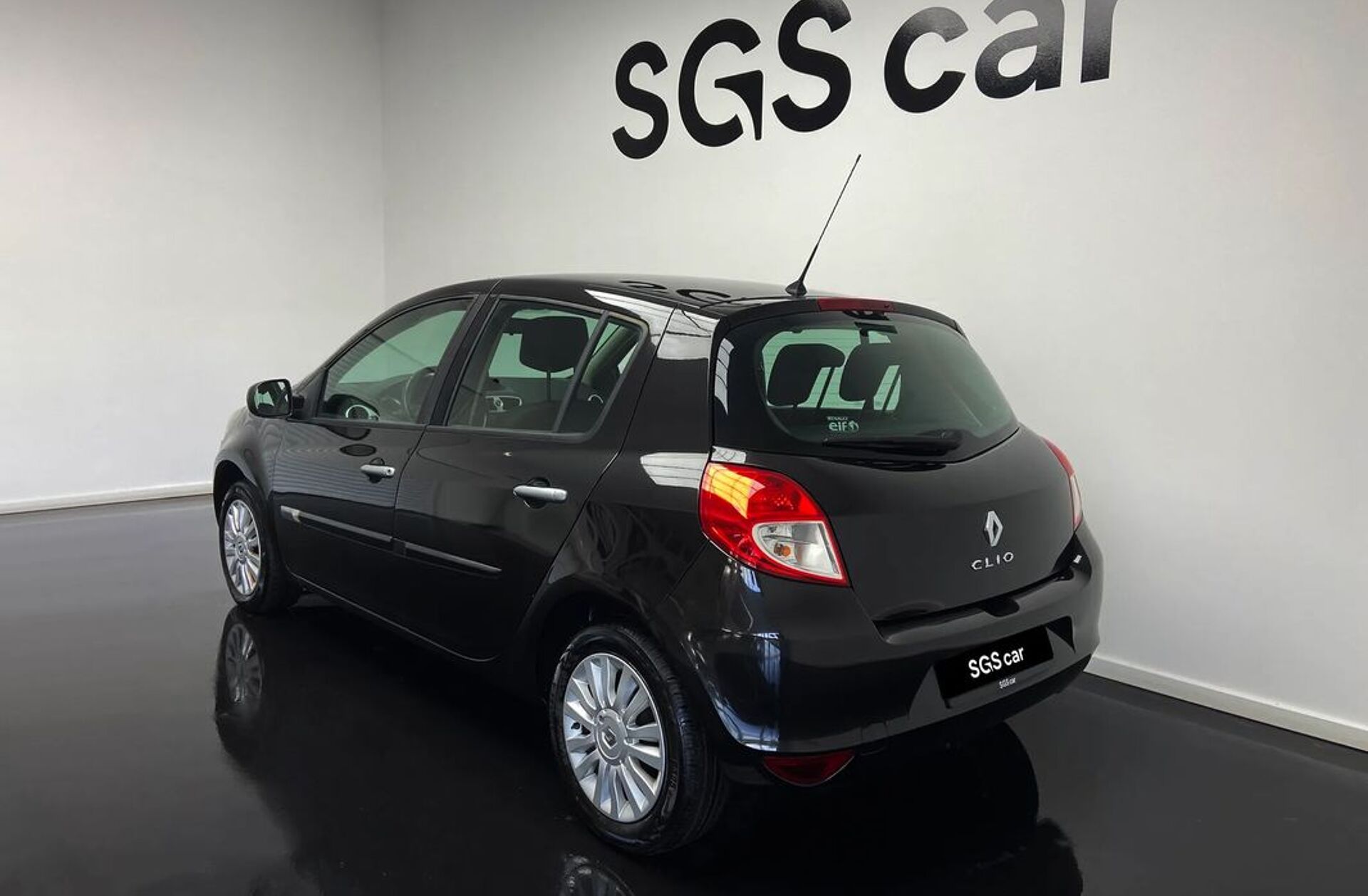 RENAULT Clio 1.2 16V Dynamique S