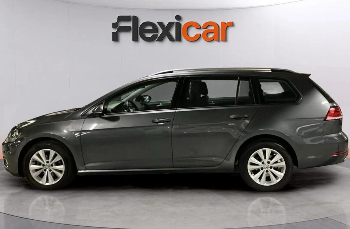 VOLKSWAGEN Golf 1.6 TDi Confortline