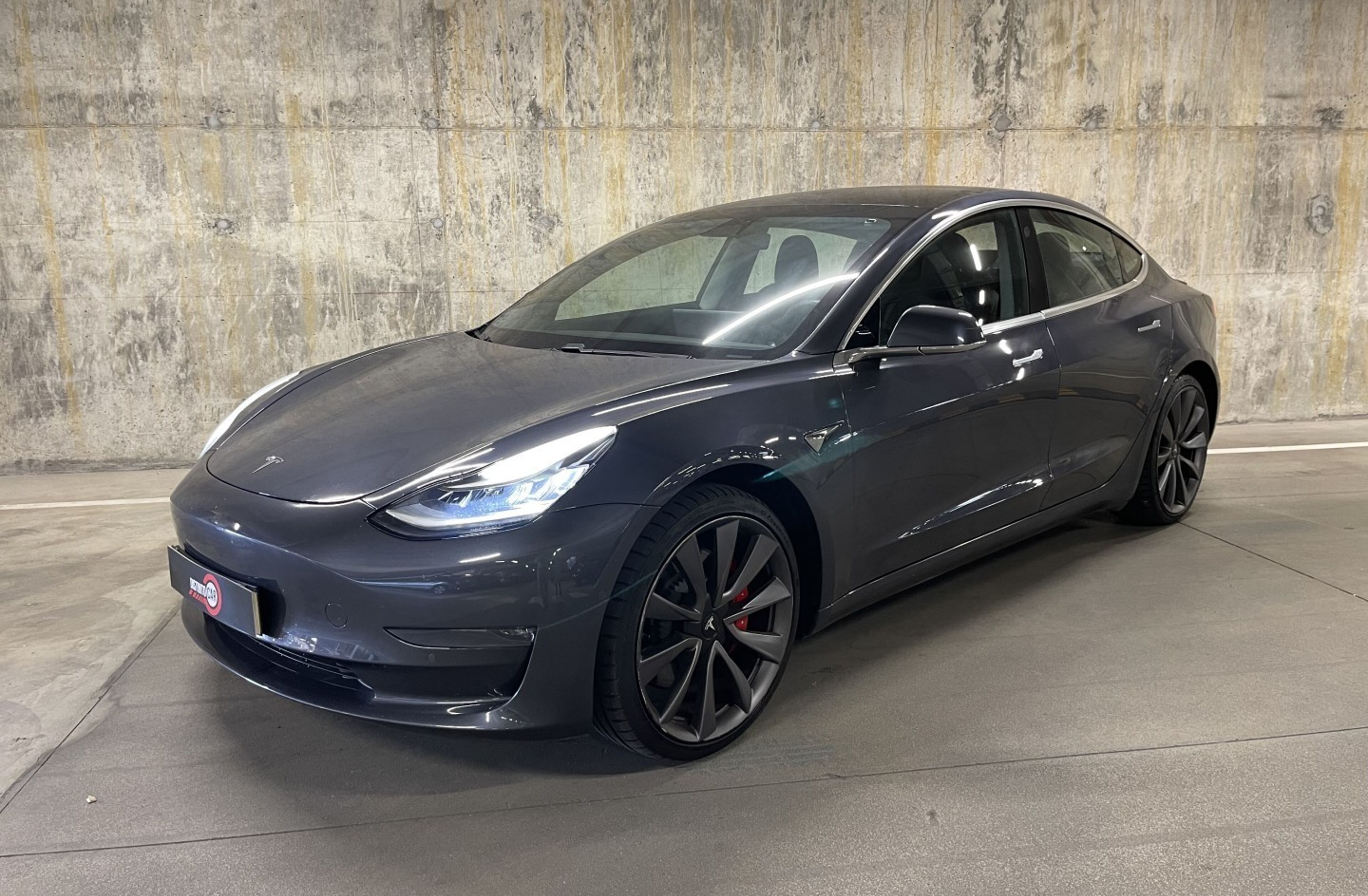 TESLA Model 3 Long-Range Dual Motor AWD