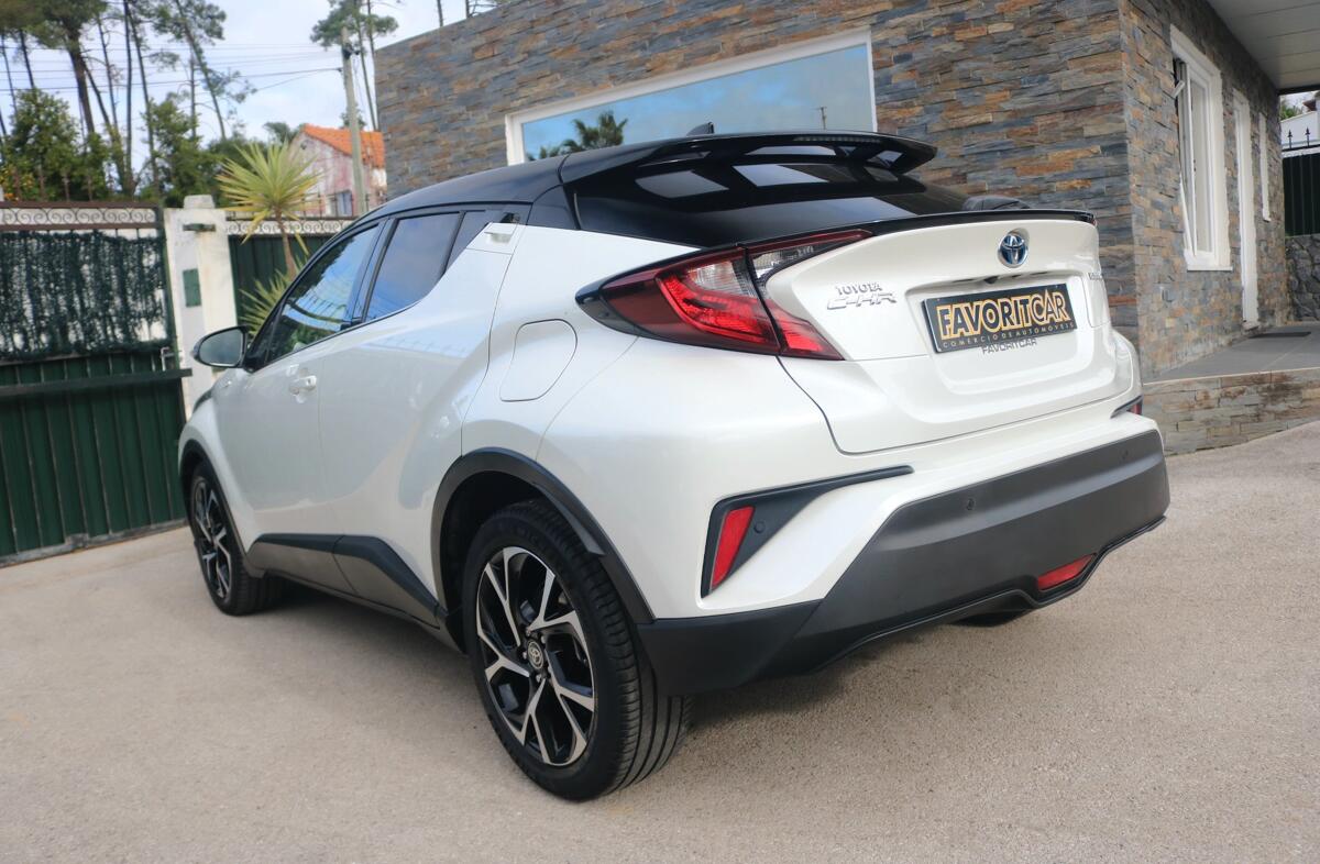 TOYOTA C-HR 1.8 Hybrid Exclusive