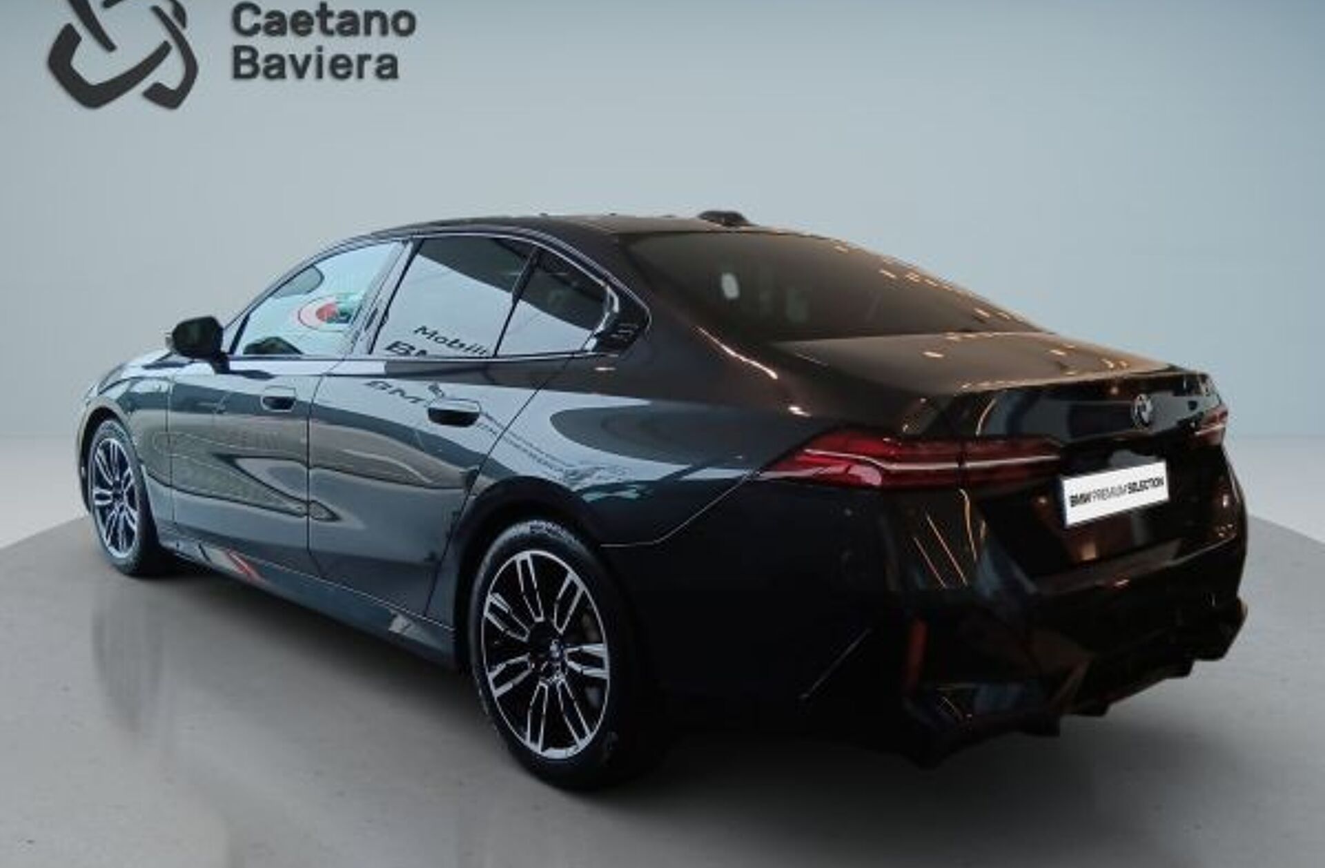 BMW Serie-5 520 d Pack Desportivo M Auto