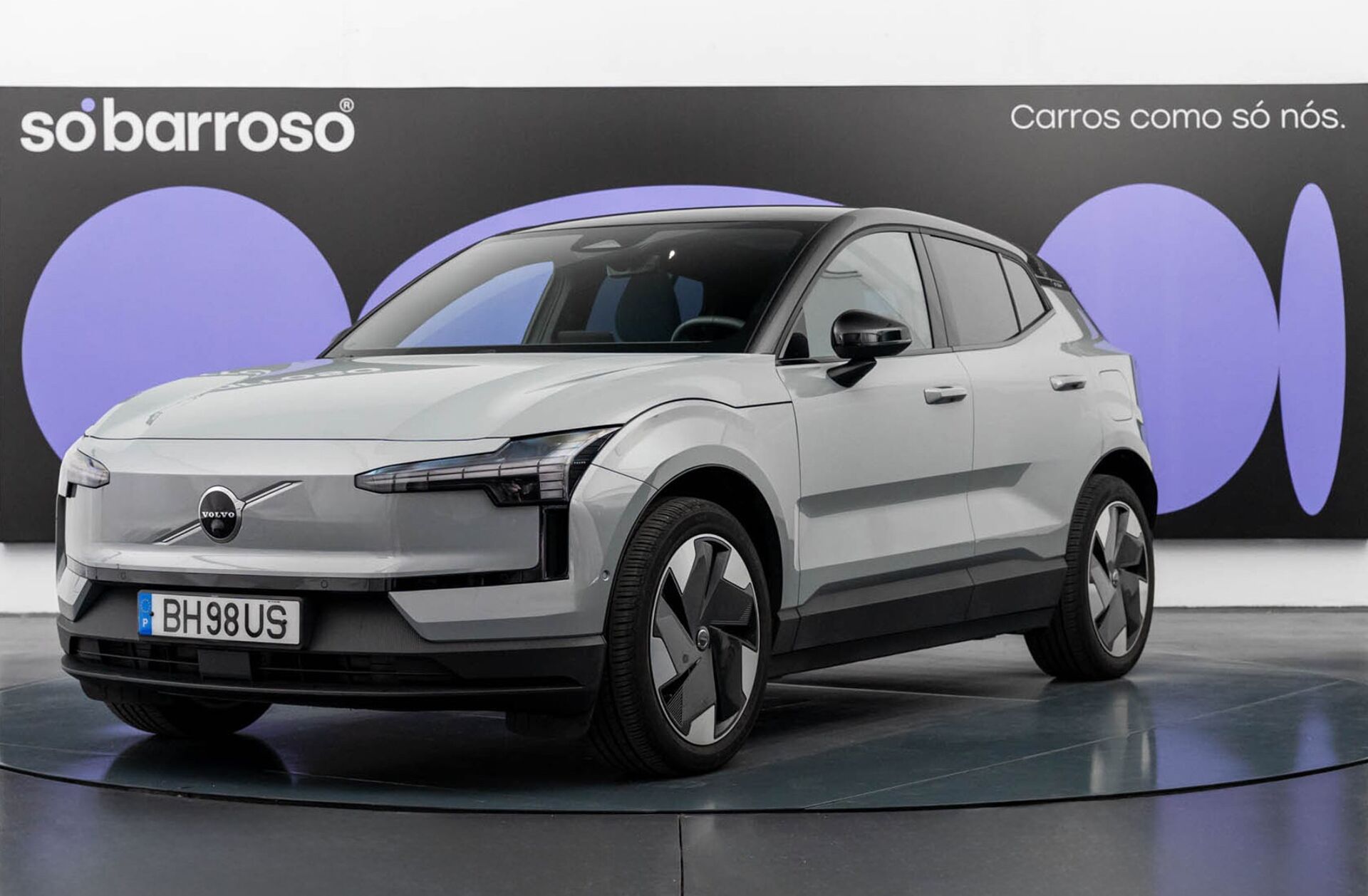 VOLVO EX30 69 kWh Single Motor Extended Range Ultra