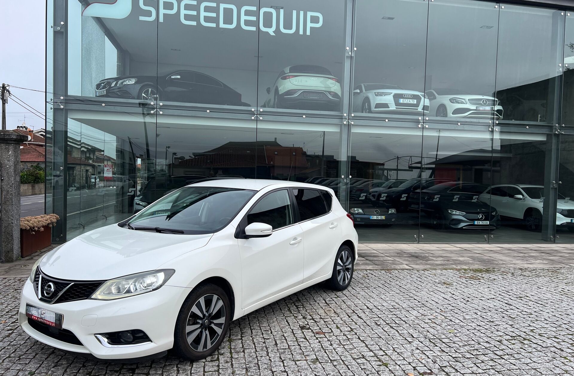 NISSAN Pulsar 1.2 DIG-T Tekna