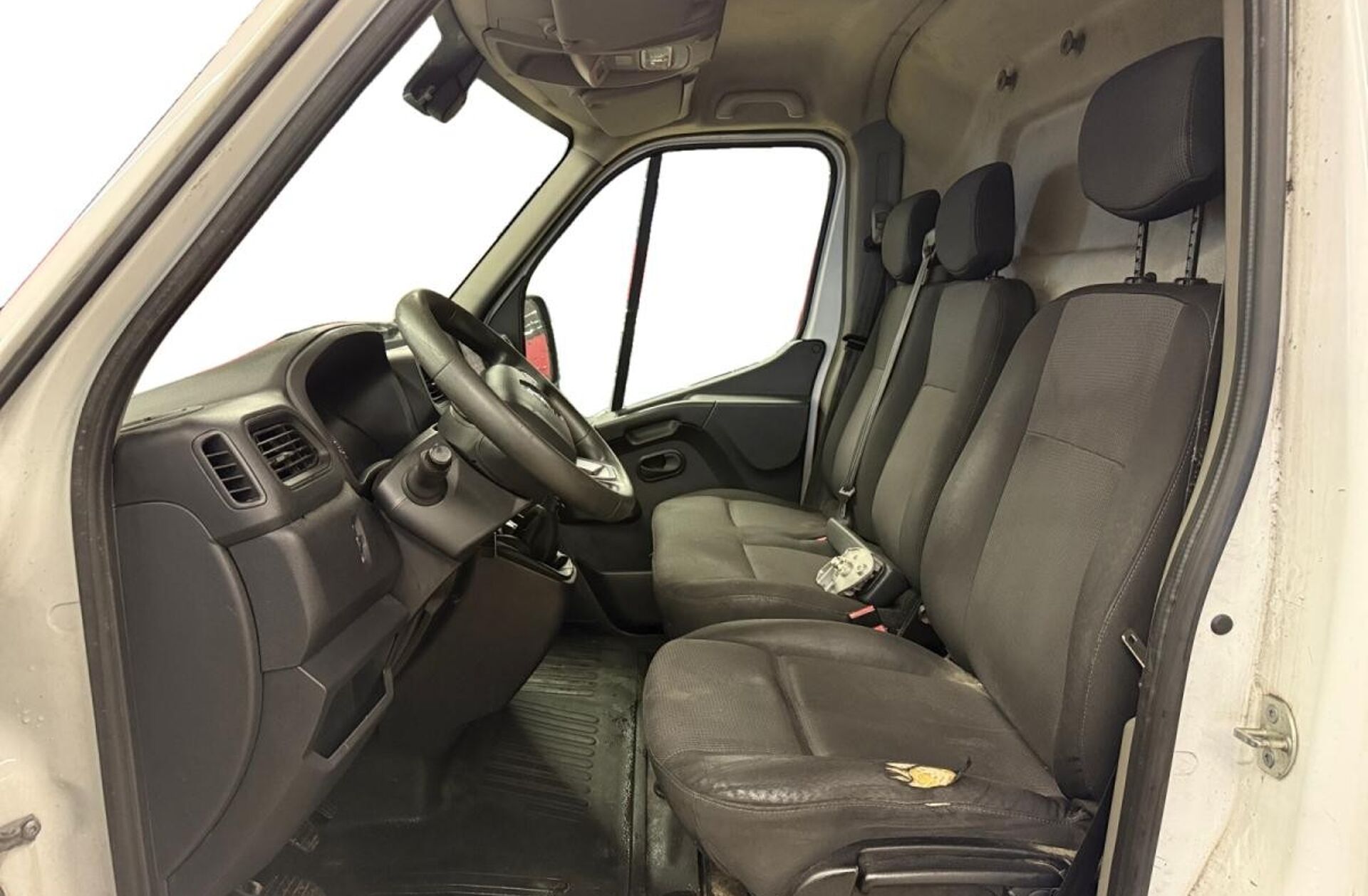 RENAULT Master 2.3 dCi L3H2 3.5T