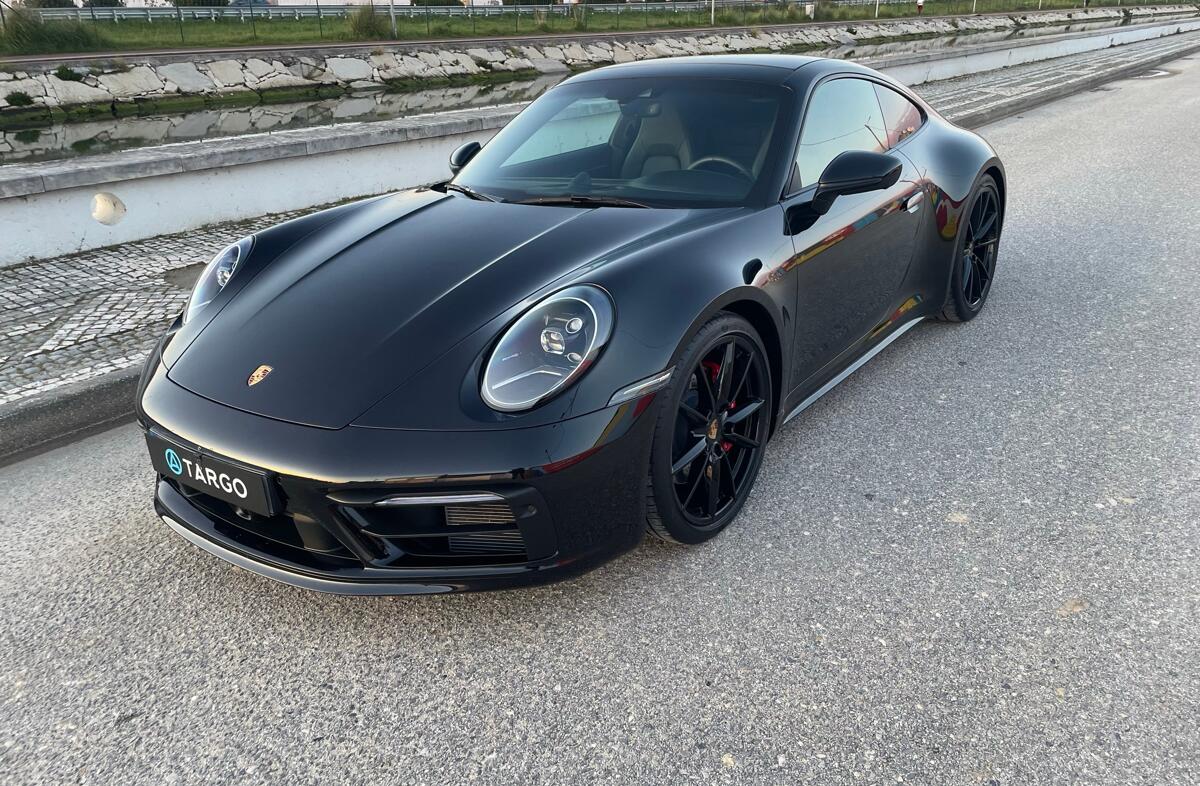 PORSCHE 911 Carrera 4S PDK
