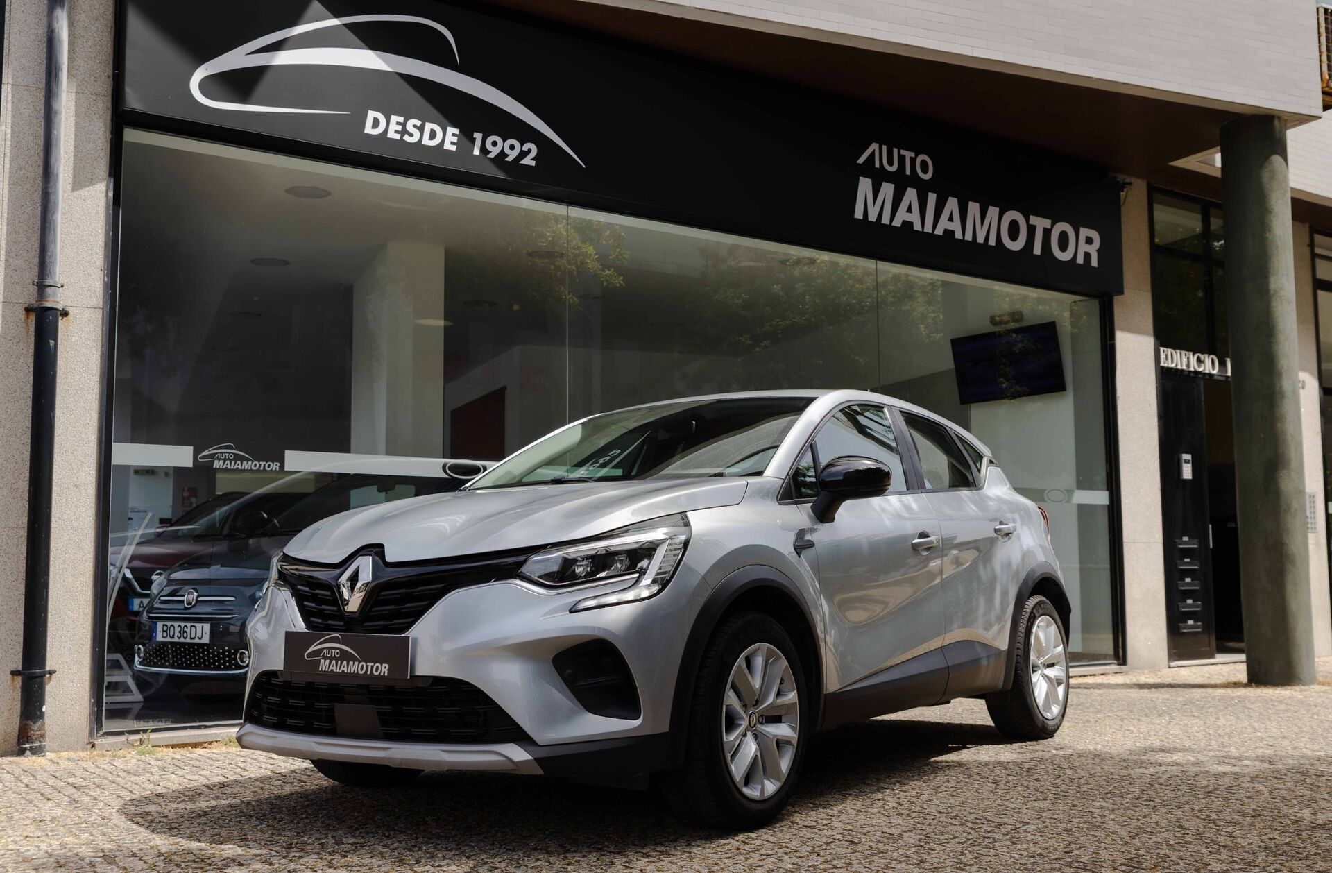 RENAULT Captur 1.0 TCe Intens