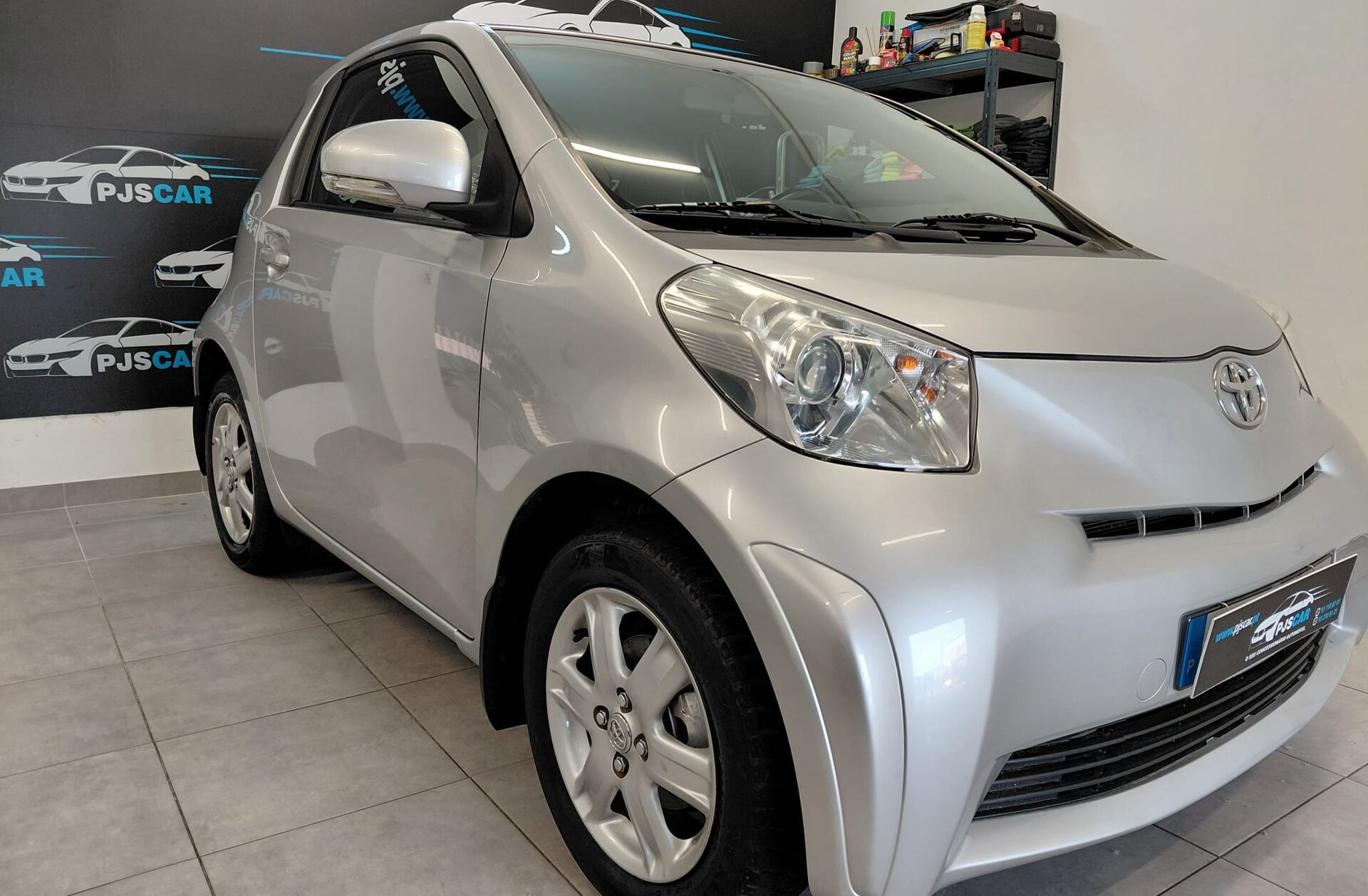 TOYOTA IQ 1.0 VVT-i