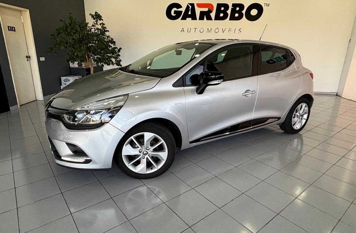 RENAULT Clio 1.5 dCi Intens