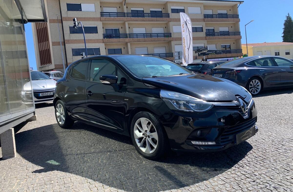 RENAULT Clio 1.5 dCi Limited