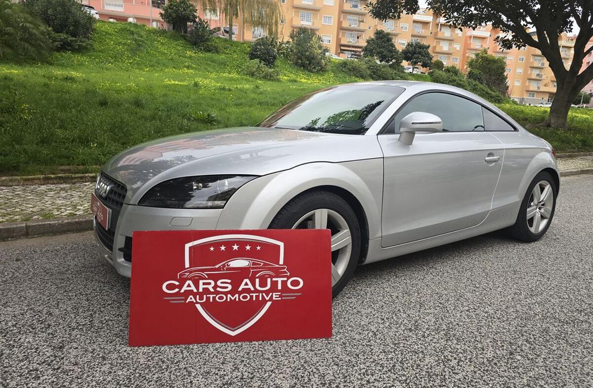 AUDI TT 2.0 TDi quattro S-line