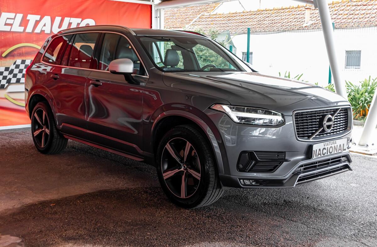 VOLVO XC90 2.0 D4 R-Design