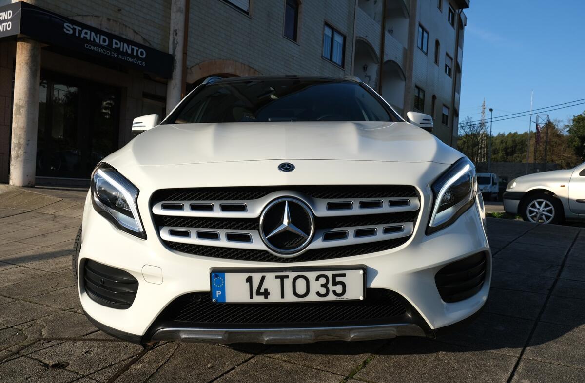 MERCEDES Classe GLA GLA 220 d AMG Line 4-Matic