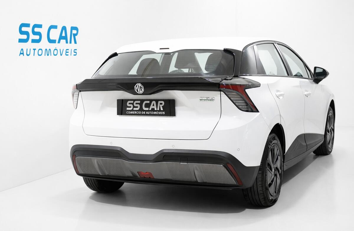 MG MG4 51 kWh Standard