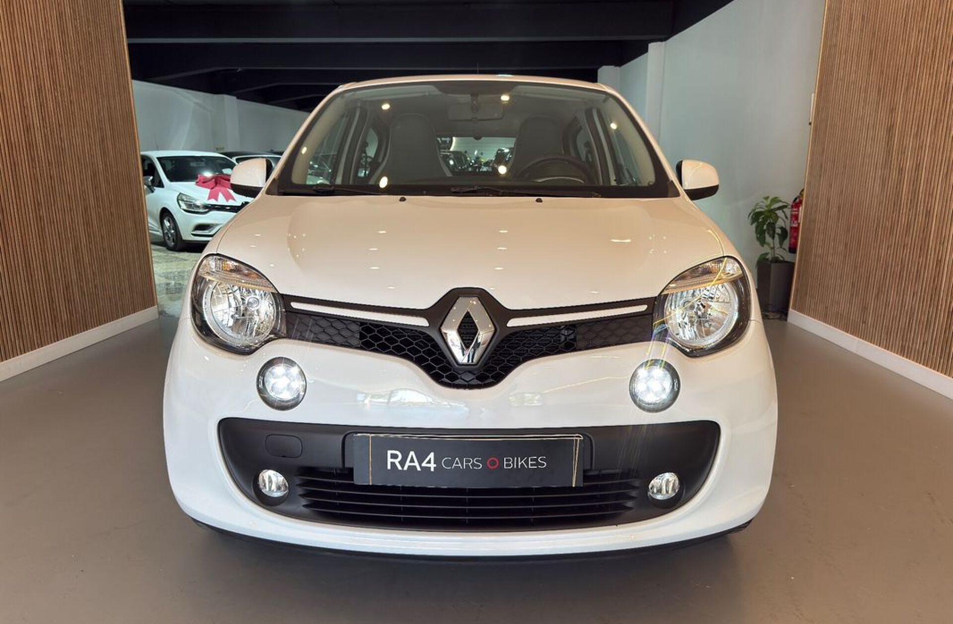 RENAULT Twingo 1.0 SCe Night&Day EDC