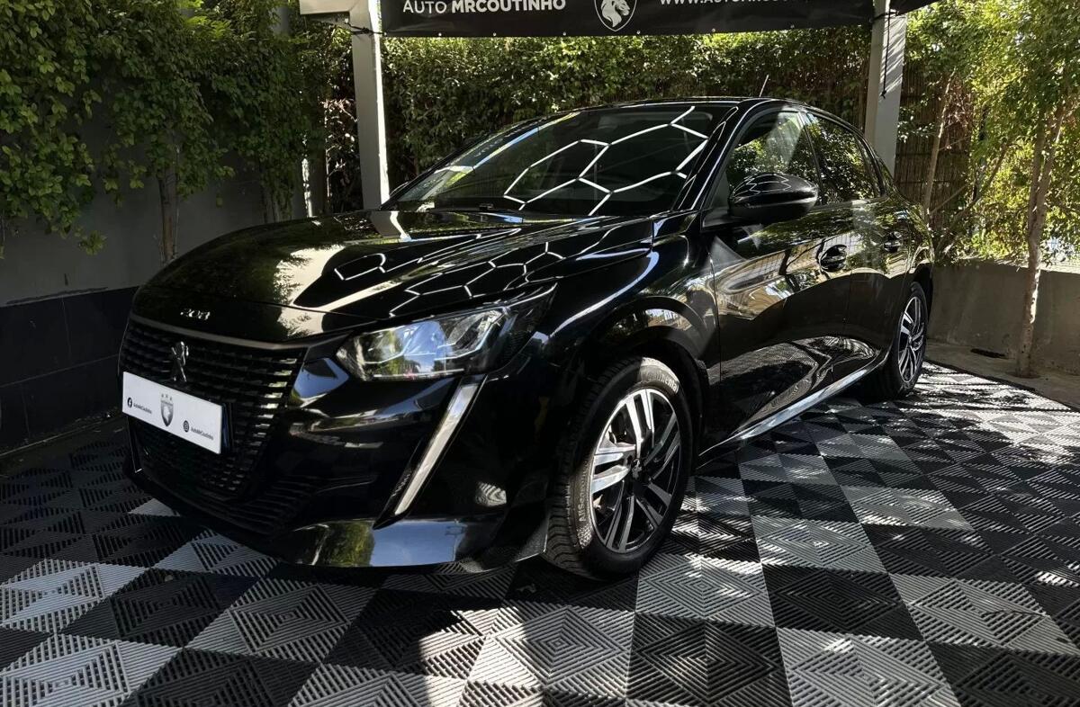 PEUGEOT 208 1.2 PureTech Allure