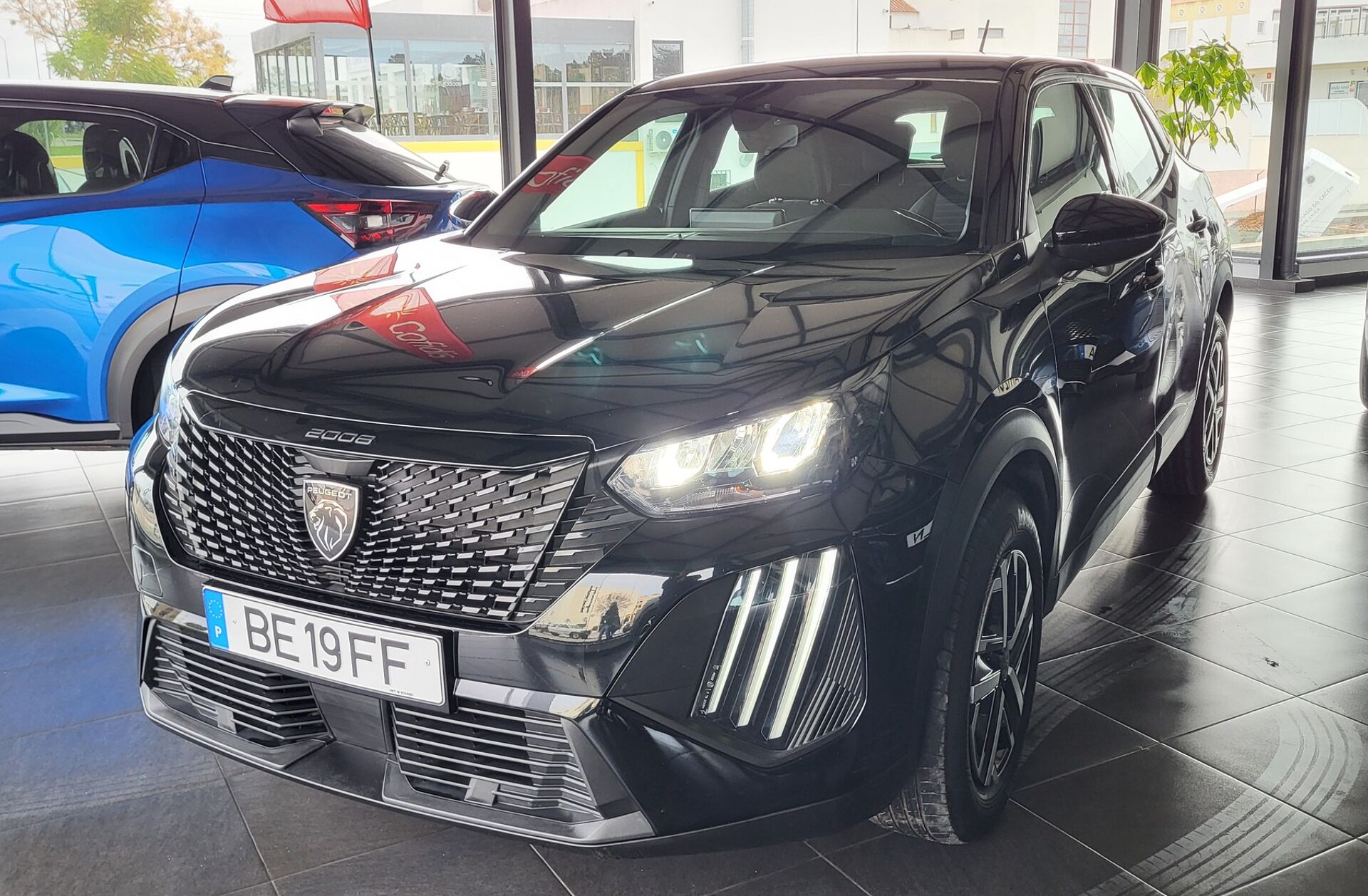 PEUGEOT 2008 1.2 PureTech Active Pack