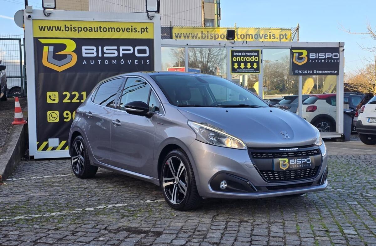 PEUGEOT 208 1.2 PureTech GT Line EAT6
