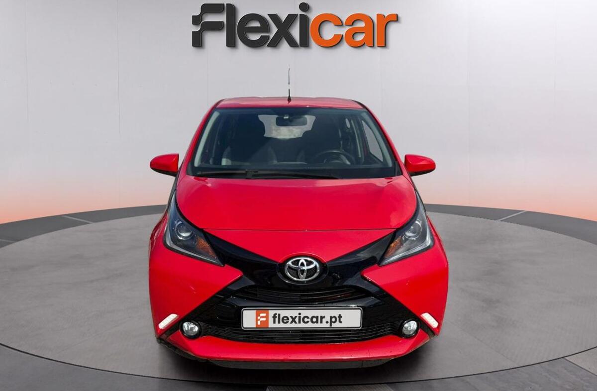 TOYOTA Aygo 1.0 X-Play+X-Touch