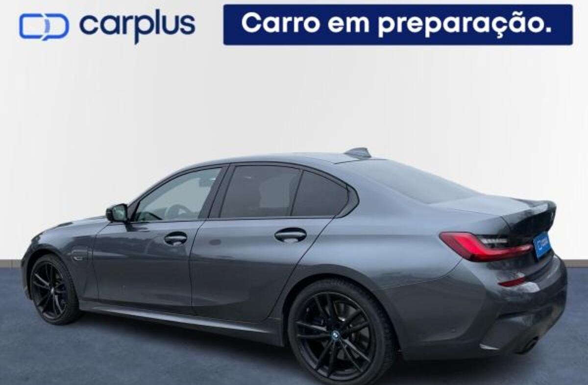 BMW Serie-3 320 e Pack M Auto