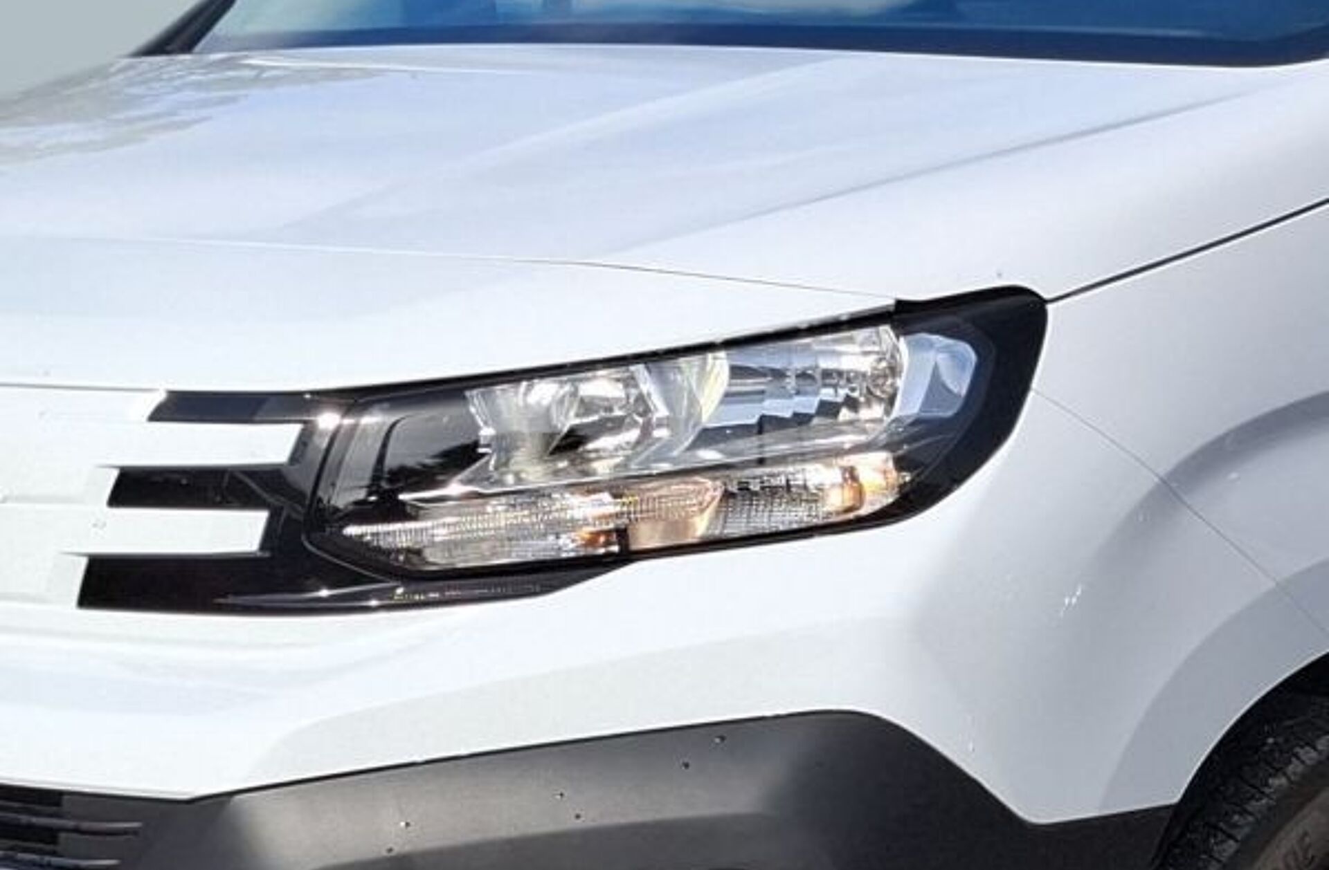 PEUGEOT Partner e- 50 kWh Standard