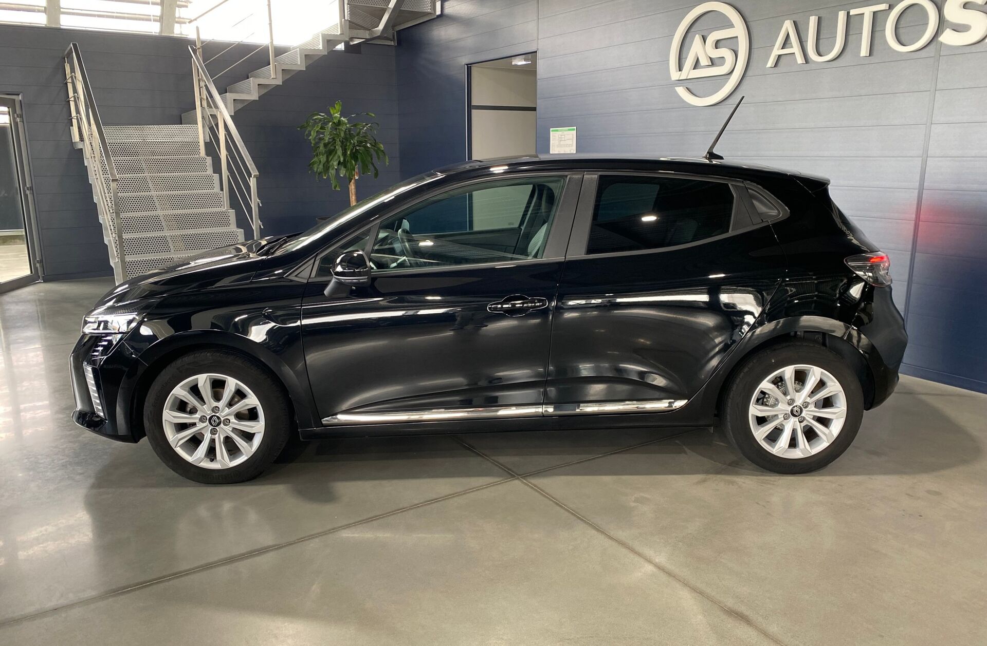 RENAULT Clio 1.0 TCe Techno