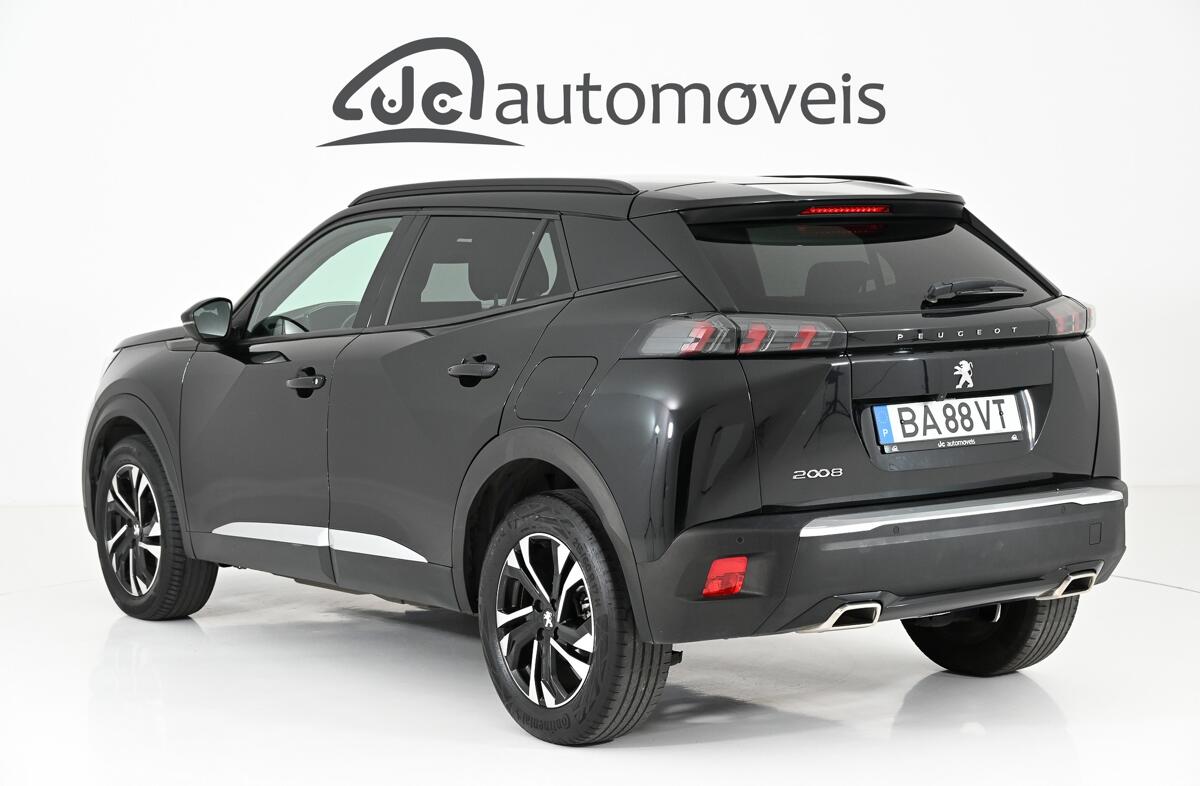 PEUGEOT 2008 1.2 PureTech Allure Pack EAT8