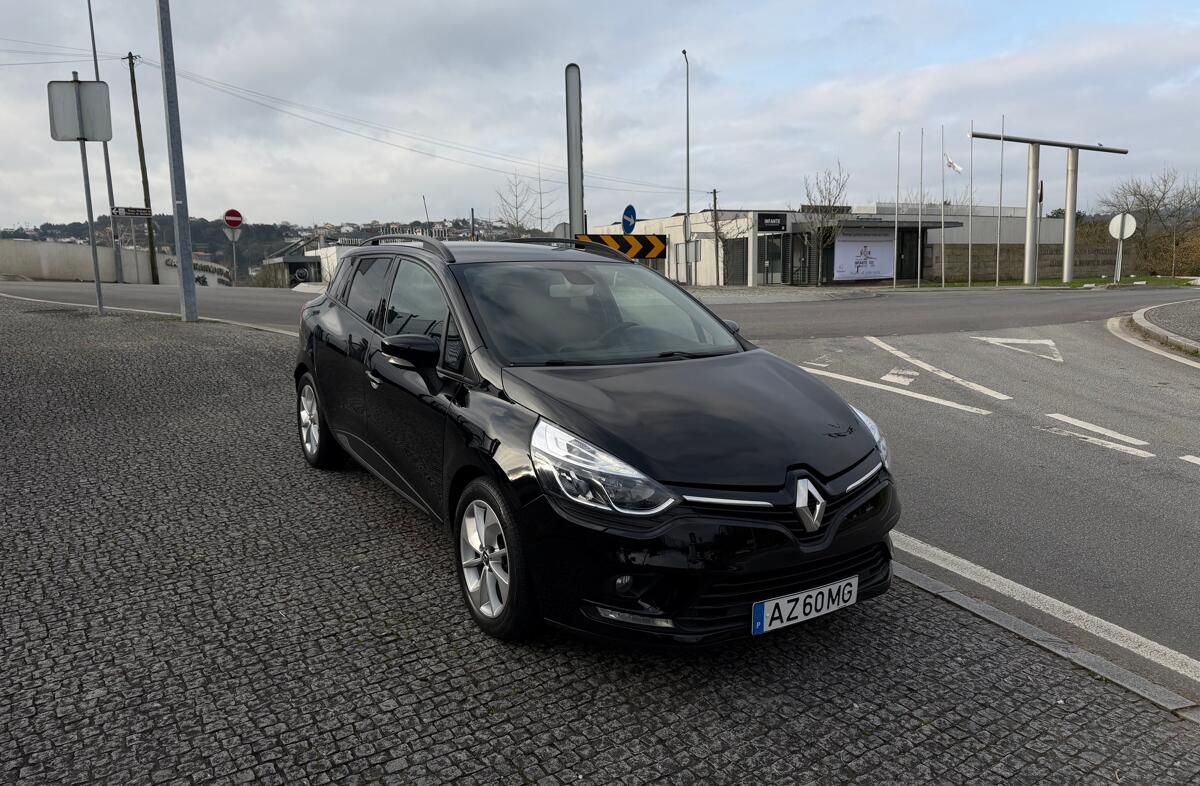 RENAULT Clio ST 0.9 TCe Zen