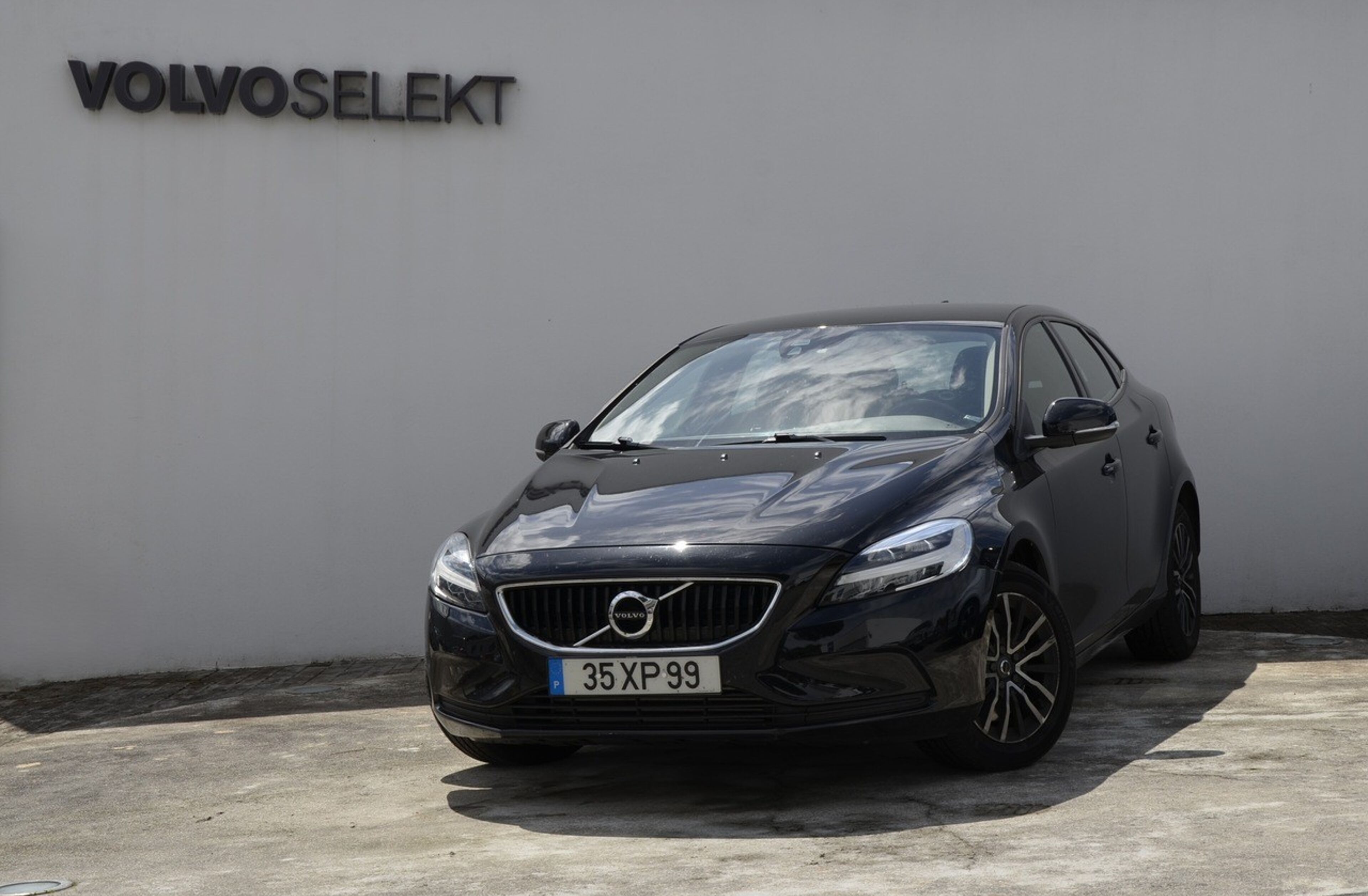 VOLVO V40 1.5 T3 Sport Edition Plus Geartronic