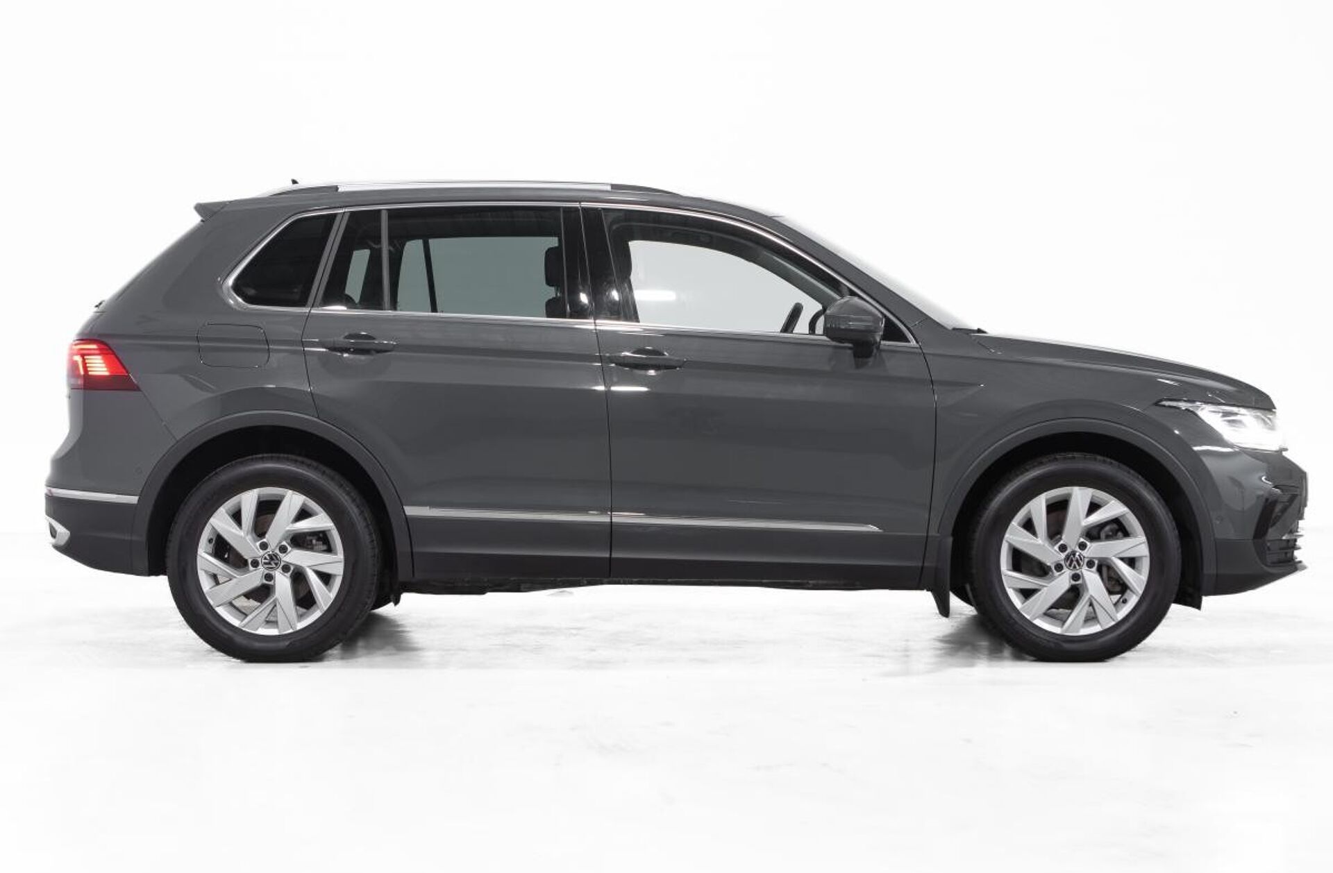 VOLKSWAGEN Tiguan 1.4 TSI eHybrid Conceptline DSG