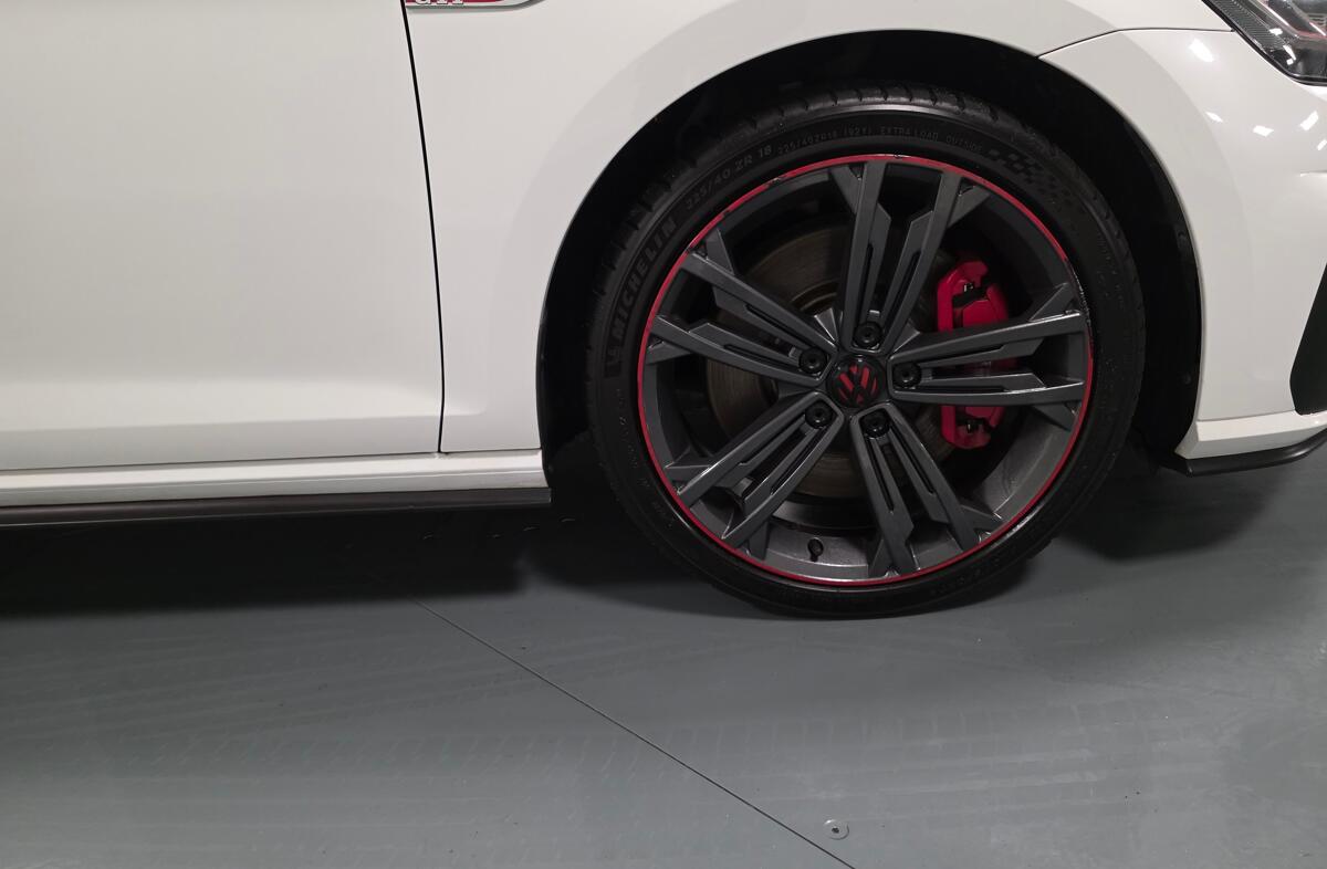 VOLKSWAGEN Golf 2.0 TSI GTI DSG Performance
