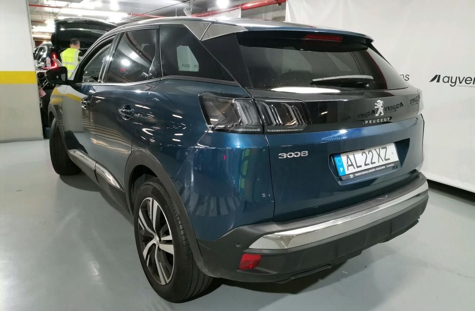 PEUGEOT 3008 1.2 PureTech Allure Pack EAT8