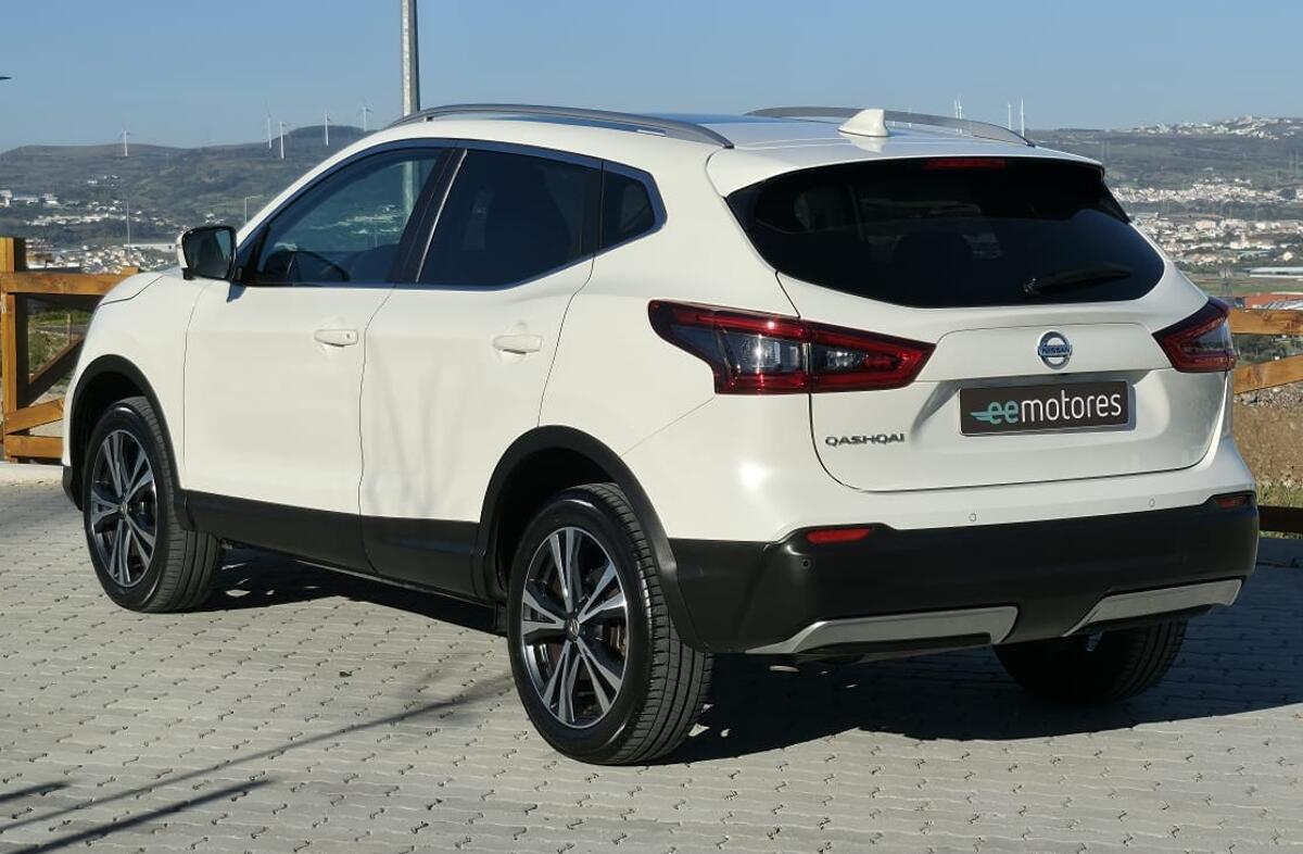 NISSAN Qashqai 1.5 dCi Tekna Premium