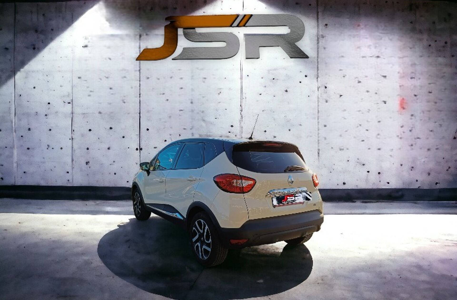 RENAULT Captur 0.9 TCE Exclusive