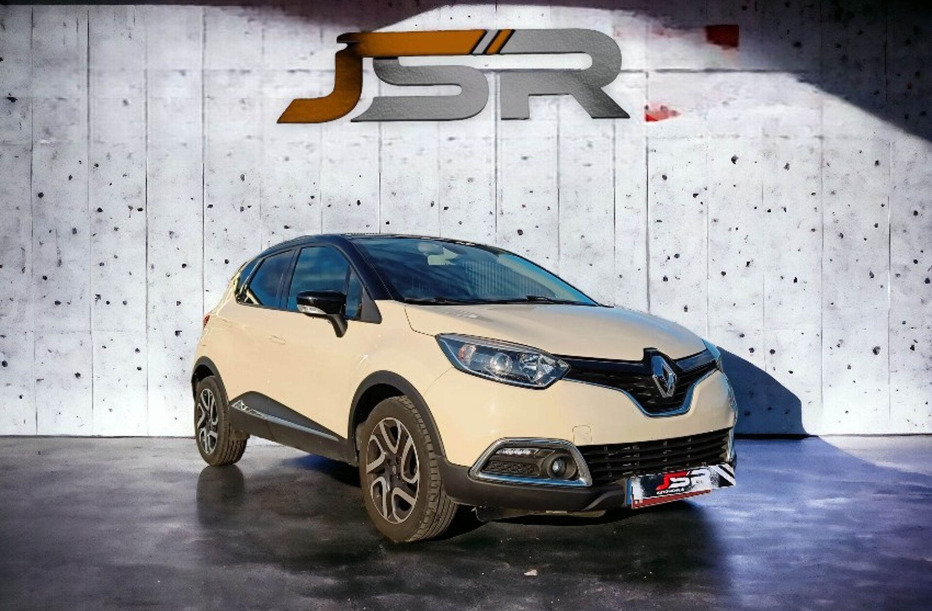 RENAULT Captur 0.9 TCE Exclusive
