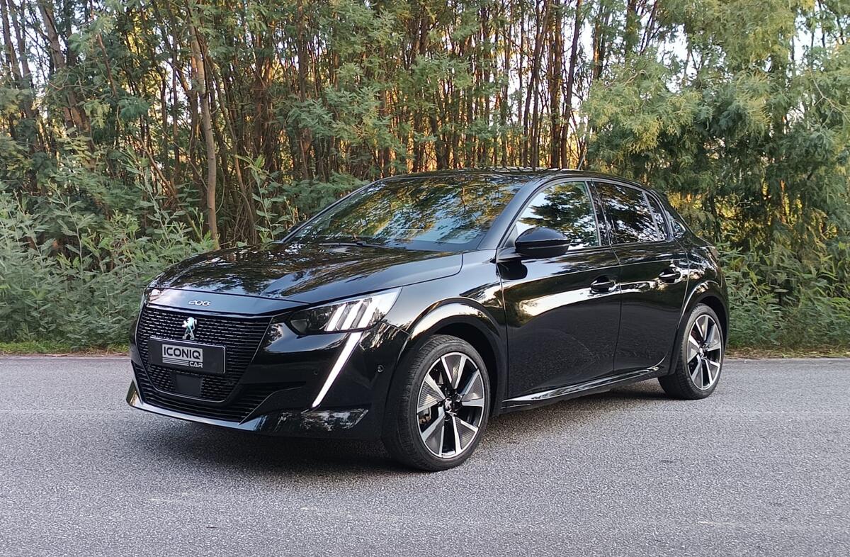 PEUGEOT 208 e- 50 kWh Active Pack