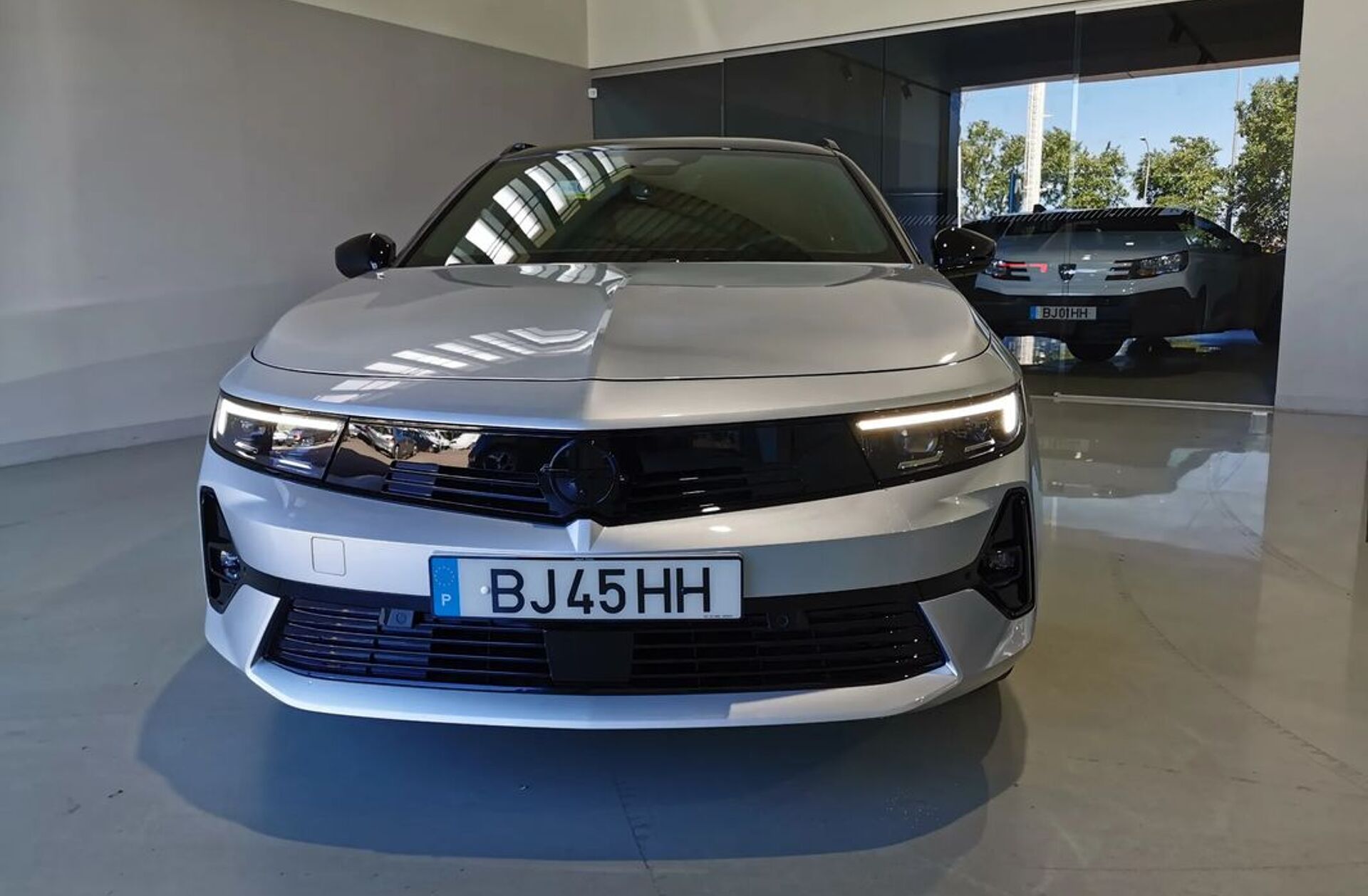 OPEL Astra 54 kWh GS