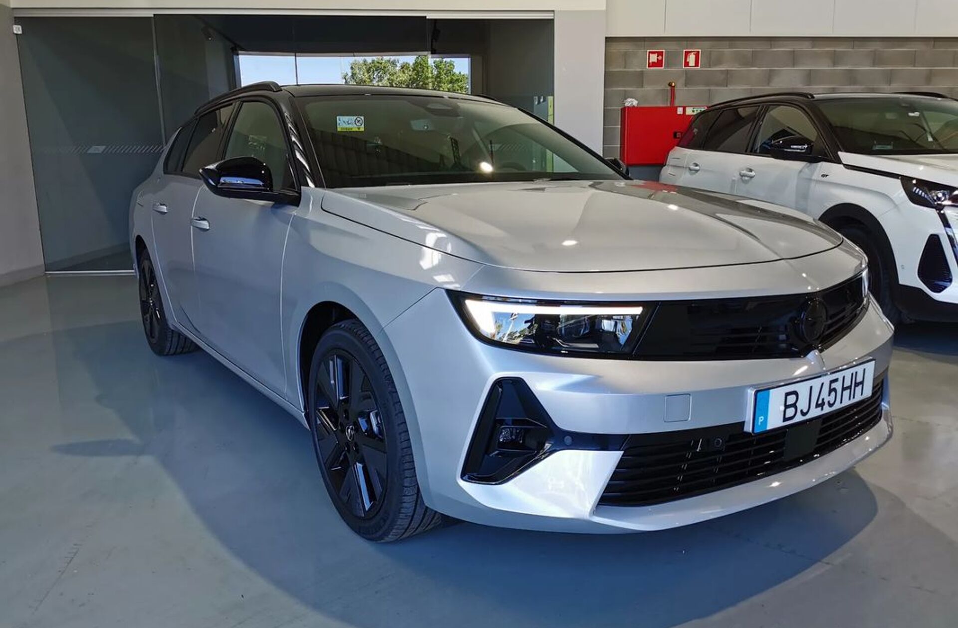 OPEL Astra 54 kWh GS