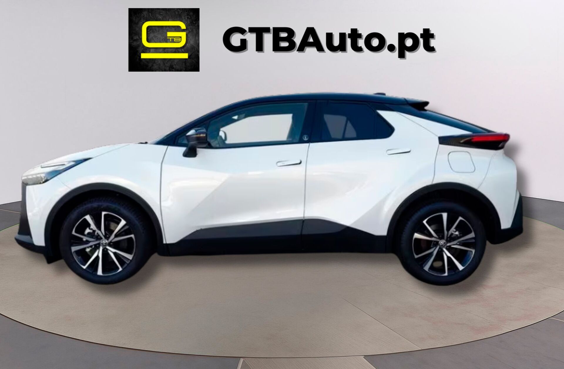 TOYOTA C-HR 2.0 HDF Plug-in Lounge