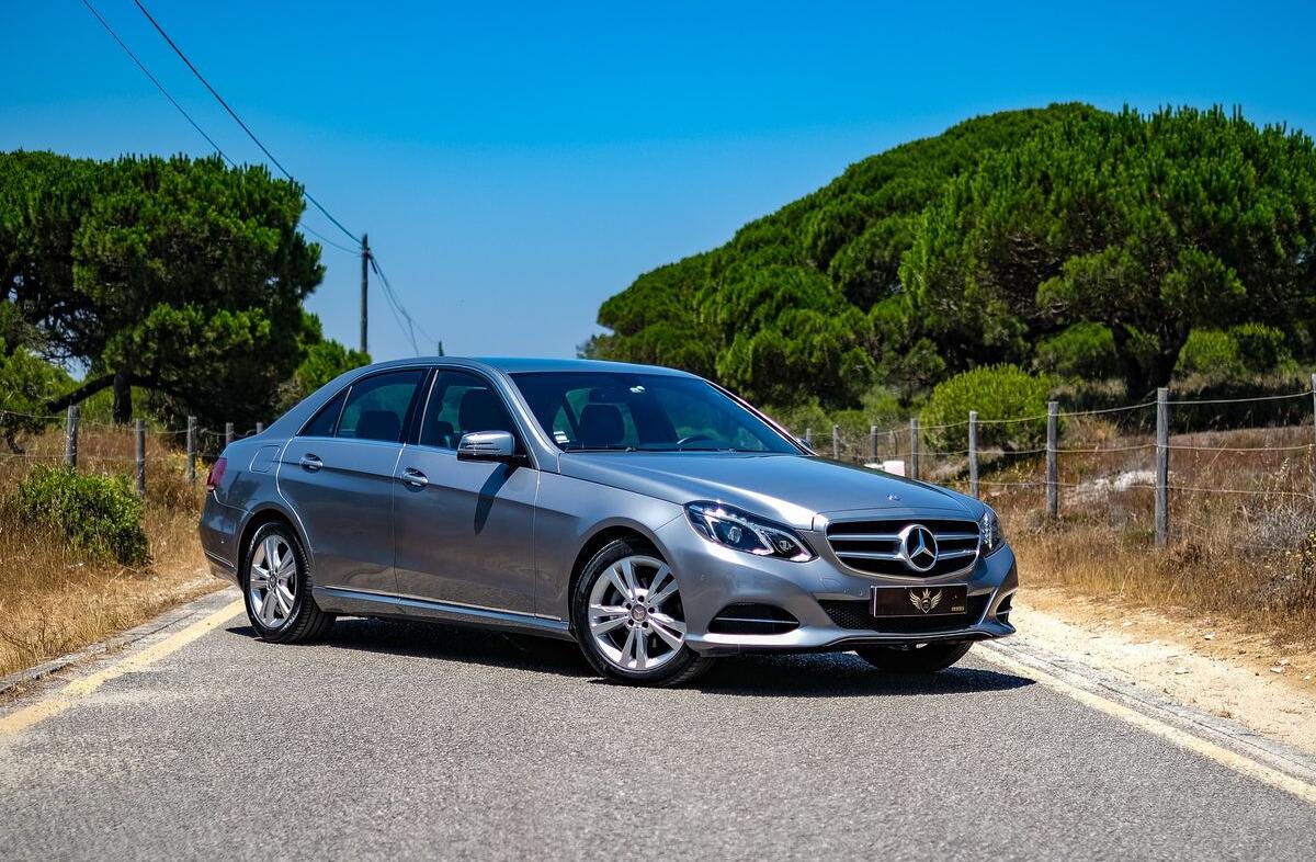 MERCEDES Classe E E 220 CDi BlueEfficiency Auto